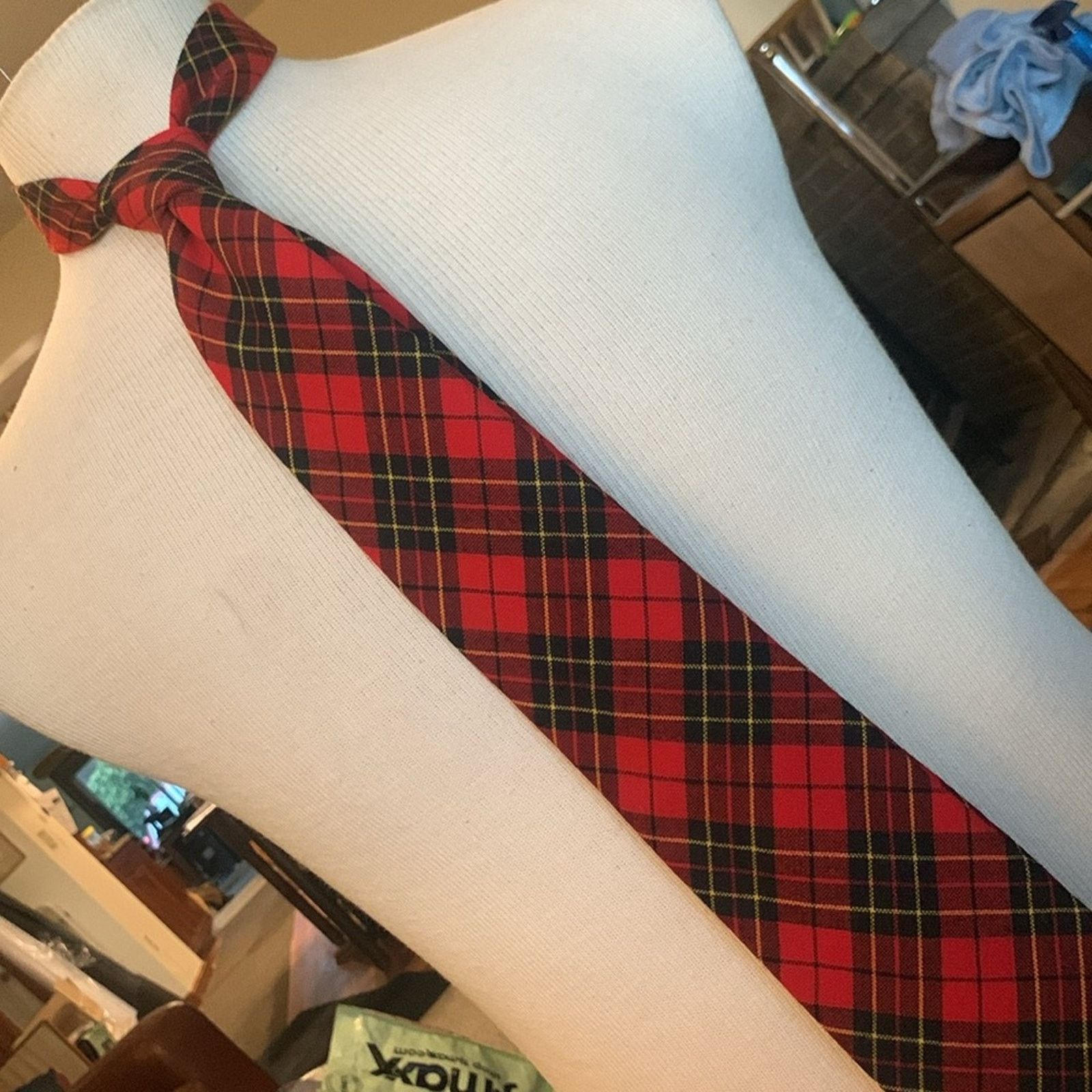 Robert Talbott Brodie clan tartan plaid 100% wool necktie Robert Talbot Size ONE SIZE - 4 Thumbnail