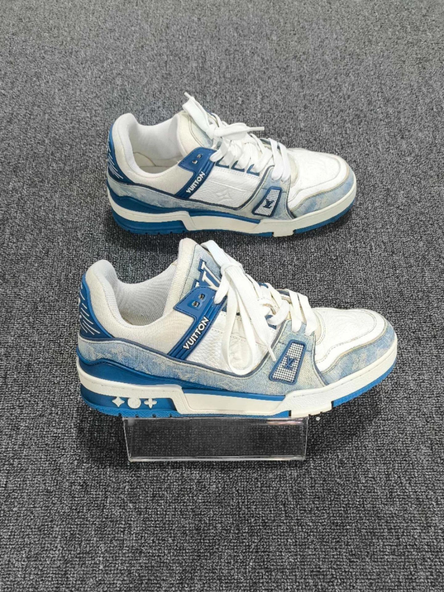 Louis Vuitton LV Trainer 95 New Faded Sneakers 40.5 Size US 9.5 / IT 39.5 - 4 Thumbnail