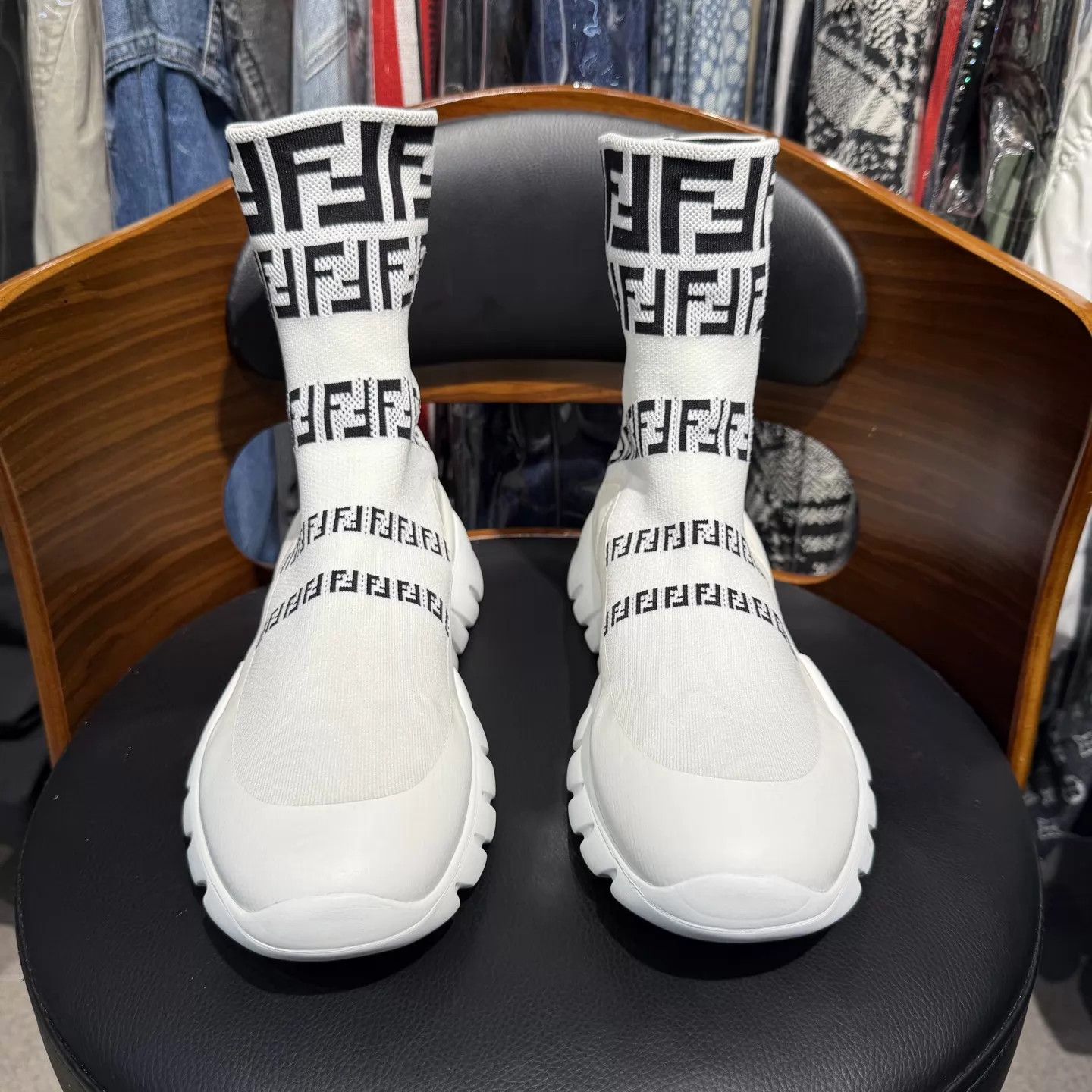 Fendi Fendi White All Over Print Sneakers 7.5/41.5 LN W1 Size US 7.5 / EU 40-41 - 2 Thumbnail