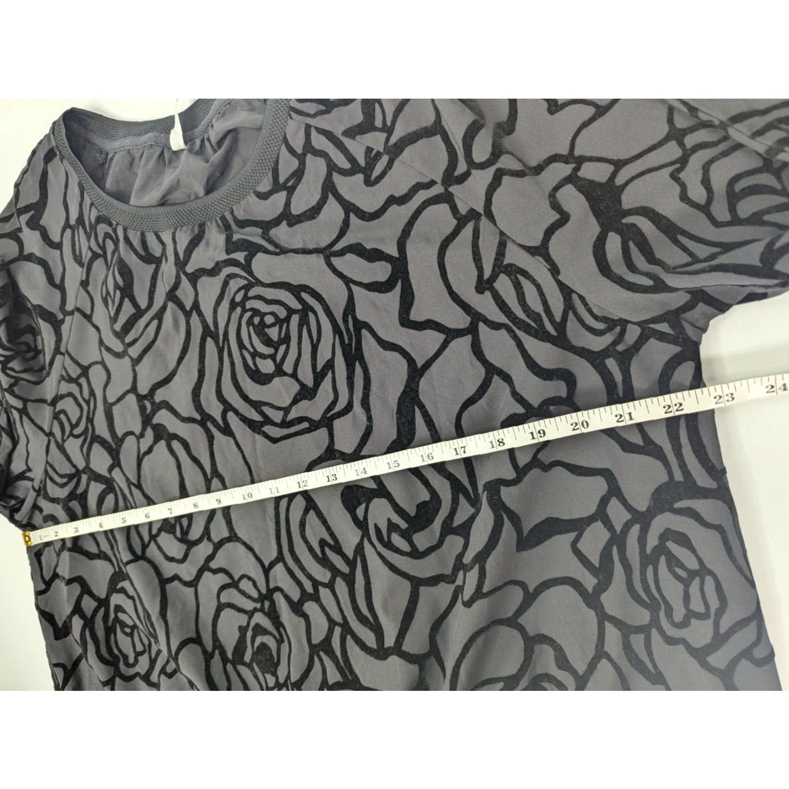 Fabletics Fabletics Blouse Long Sleeve Top 2XL Black Floral Crew Neck Pullover Casual Women Shirt Top Size XXL / US 16-18 / IT 52-54 - 6 Thumbnail