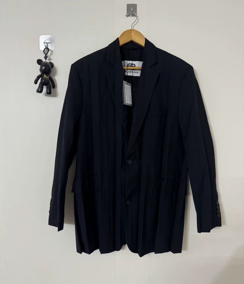 Balenciaga Balenciaga size 34 Shoulder-padded ruffled wool suit jacket Size US S / EU 44-46 / 1 - 1 Thumbnail
