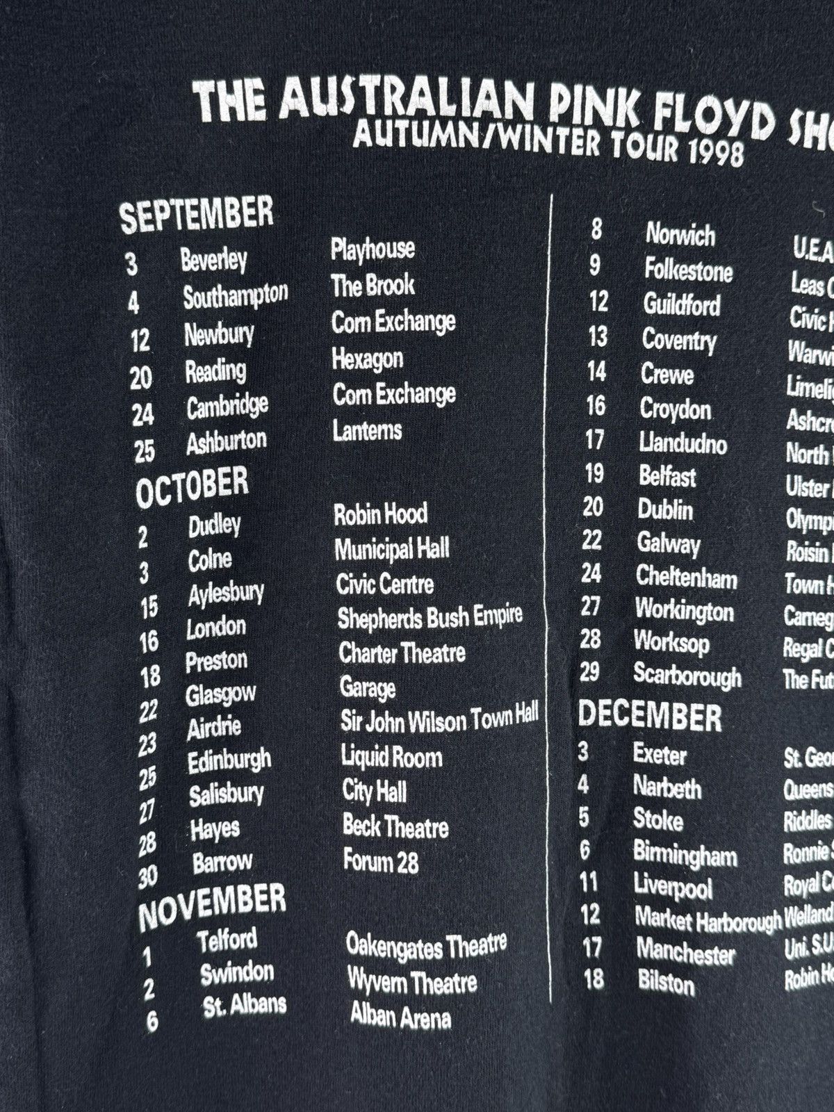 Pink Floyd Vintage 1998 Pink Floyd The Australian Show Autumn T-Shirt Size US L / EU 52-54 / 3 - 7 Thumbnail