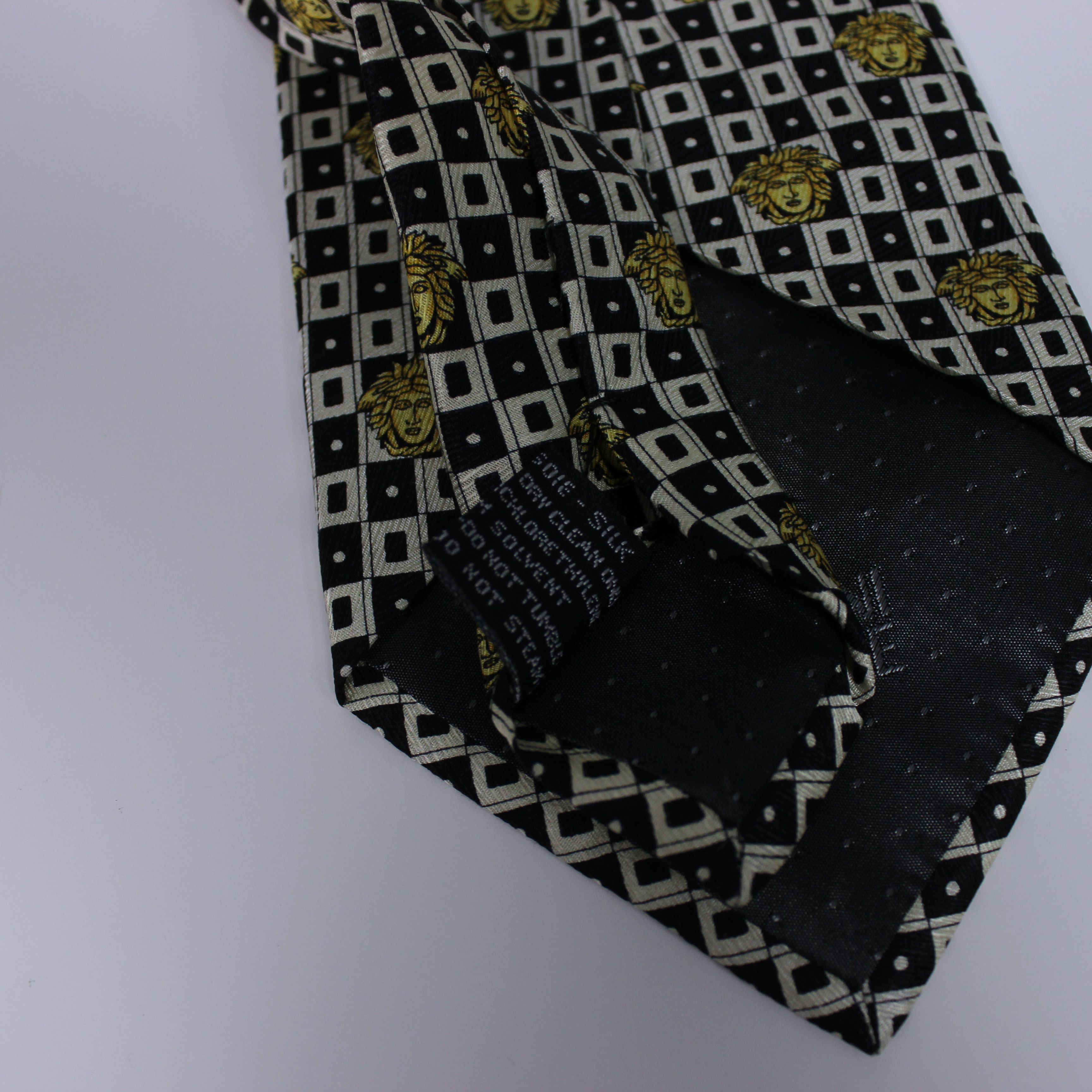 Versace Gianni Versace vintage silk ties medusa rare Size ONE SIZE - 6 Thumbnail