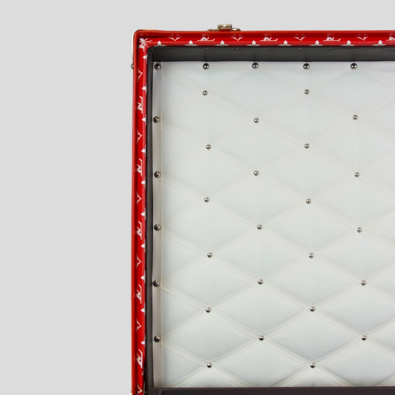Louis Vuitton Louis Vuitton X Supreme Trunk Size ONE SIZE - 7 Thumbnail