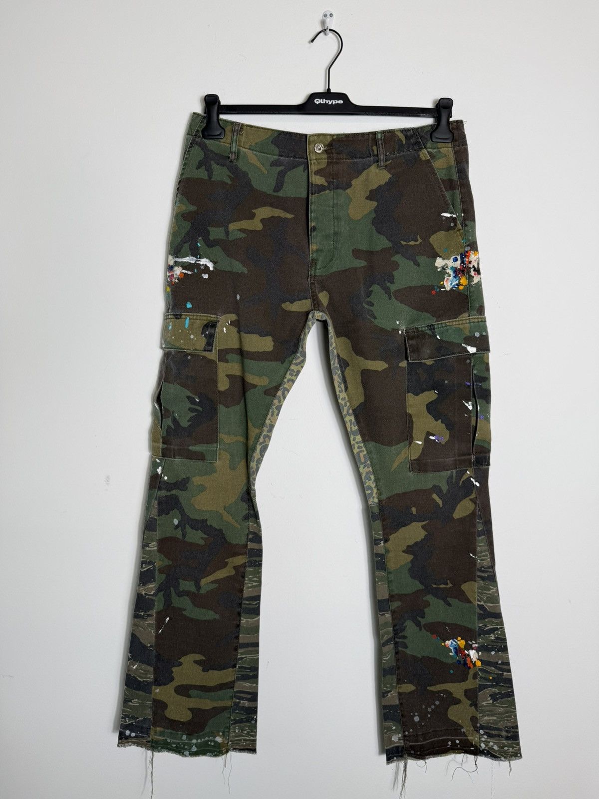 Gallery Dept. Gallery Dept Camo Flares Jeans W34 Paint Distressed Size US 34 / EU 50 - 1 Thumbnail
