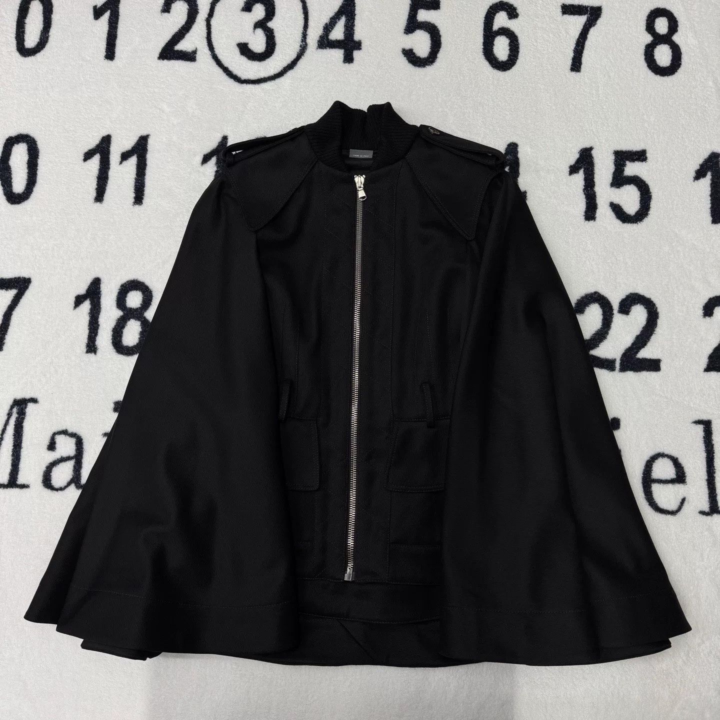 McQ Alexander McQueen McQueen Black Fake Two-Piece Shawl Zip Coat Size S / US 4 / IT 40 - 1 Thumbnail