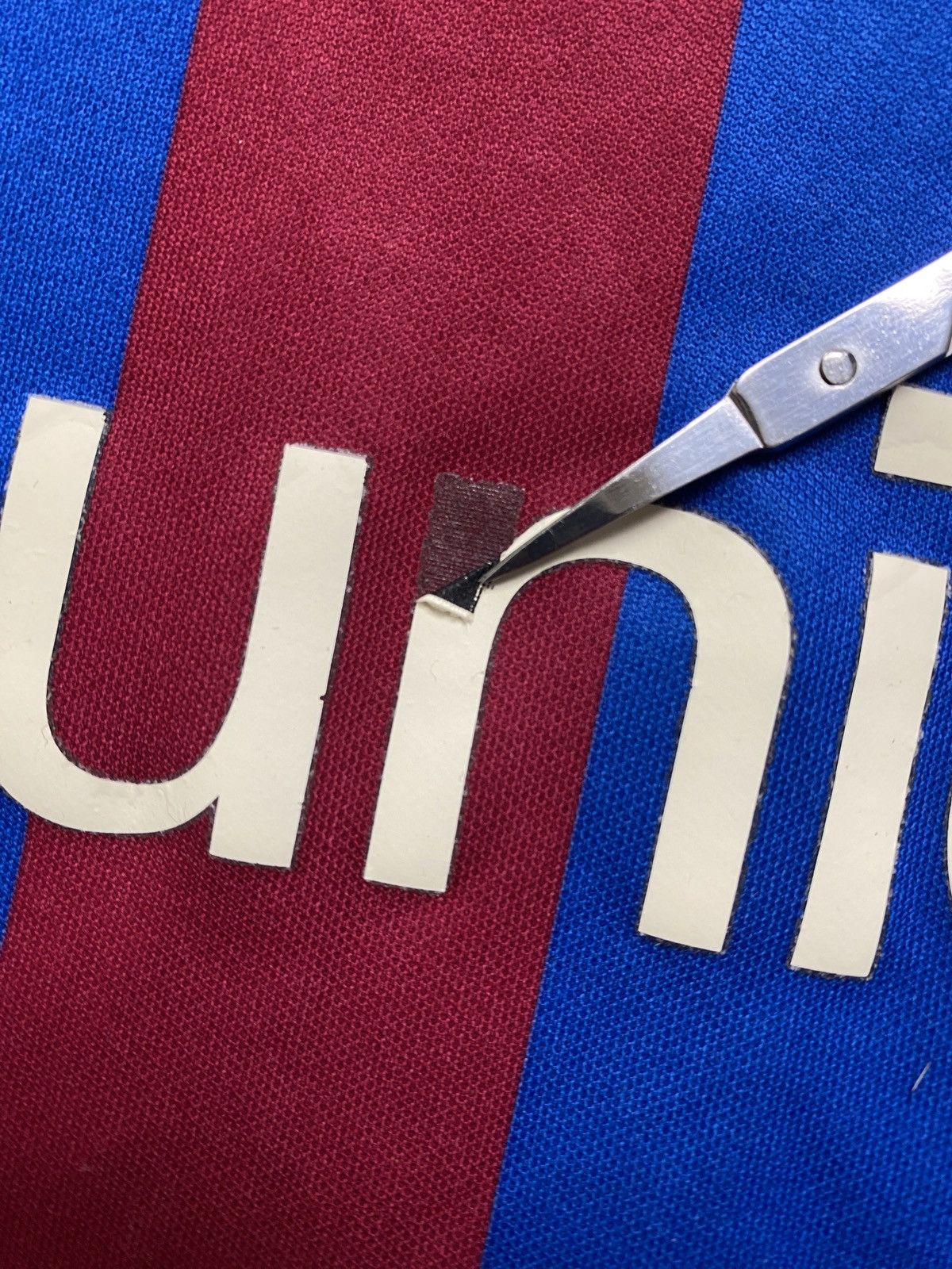 Nike Barcelona Nike 2021/2022 Home Soccer Jersey Football Shirt Size US M / EU 48-50 / 2 - 17 Thumbnail