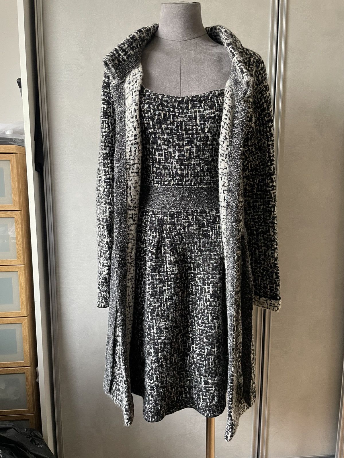 Dior CHRISTIAN DIOR DRESS AND VEST COAT TWEED SET Size S / US 4 / IT 40 - 2 Thumbnail
