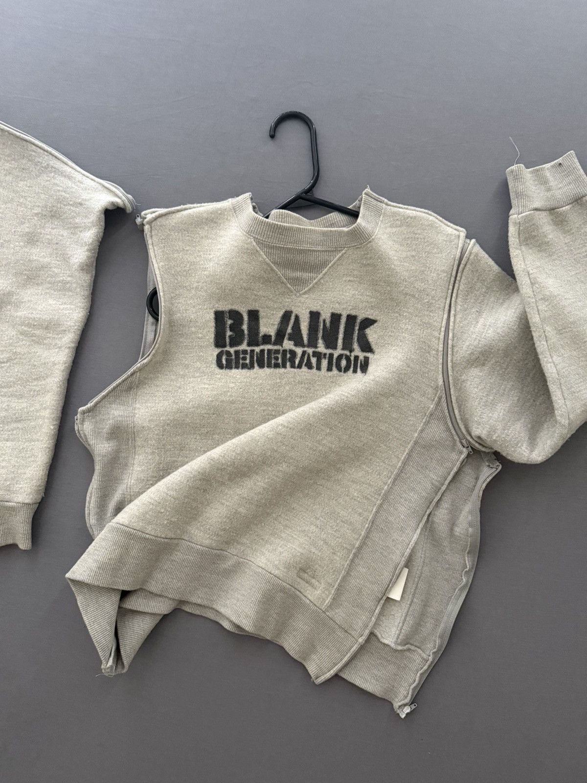 Undercover Undercover small parts and pieces blank generation sweater Size US S / EU 44-46 / 1 - 3 Thumbnail