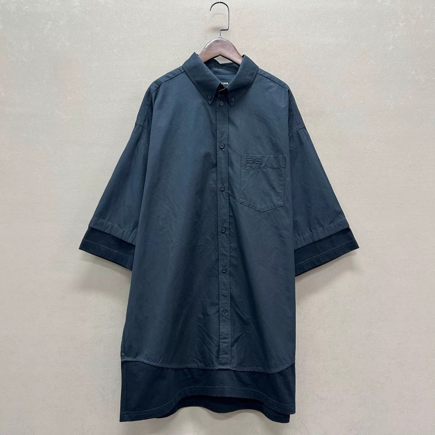 Balenciaga BALENCIAGA Embroidered DB 2-Piece SS Shirt 99 New 38 Size US S / EU 44-46 / 1 - 1 Thumbnail