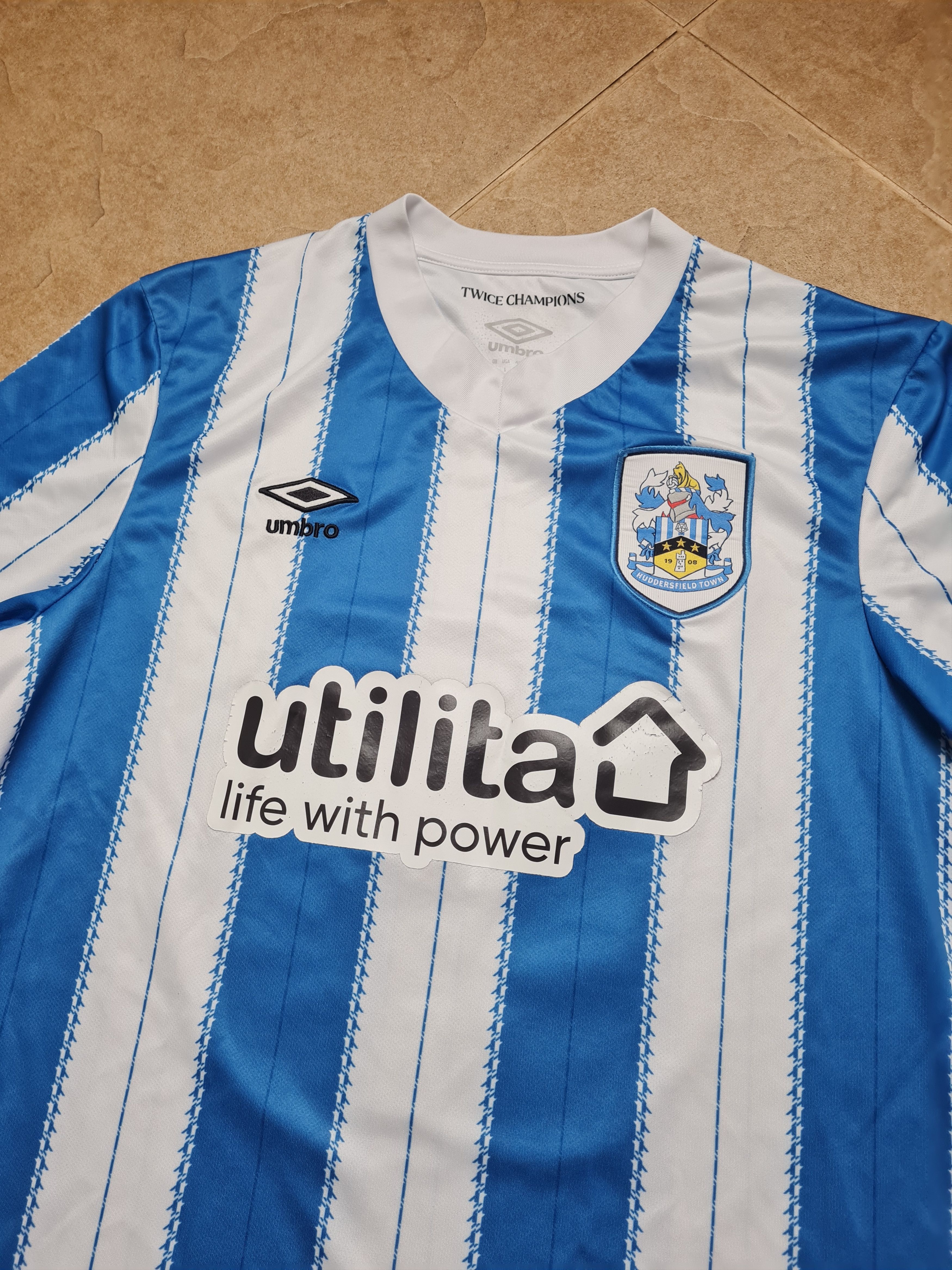 Umbro Huddersfield Town Home Shirt 2024/25 Umbro Mens Blue White Size US L / EU 52-54 / 3 - 14 Thumbnail