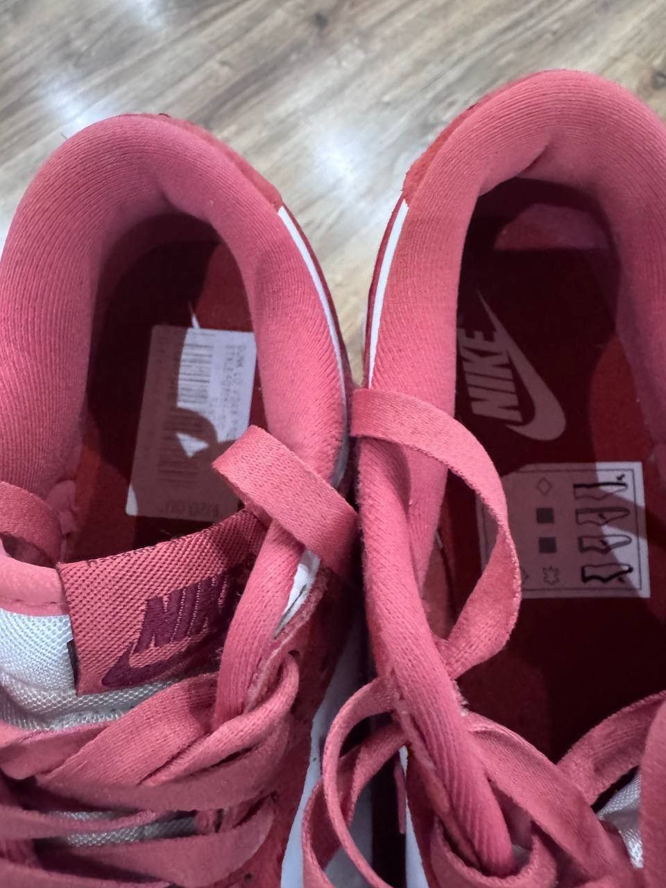 Nike Nike Dunk Low Valentine’s Day Womens Sneakers Size 40 Size US 8.5 / IT 38.5 - 15 Thumbnail