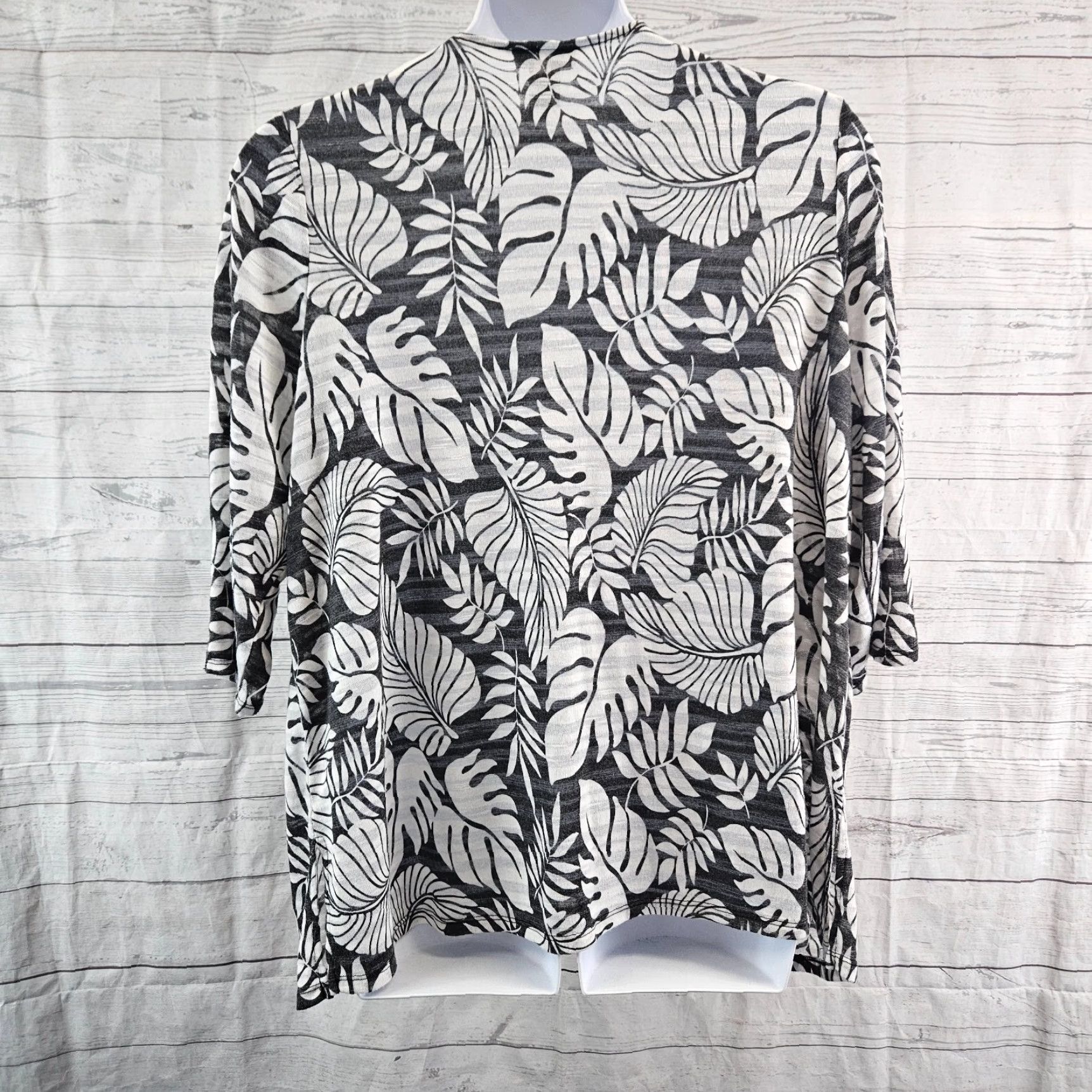 Vintage Catherines Cardigan Womens 2X Gray White Leaf Print 3/4 Sleeve Open Front Knit Polyester Sweater Size XXL / US 16-18 / IT 52-54 - 4 Thumbnail