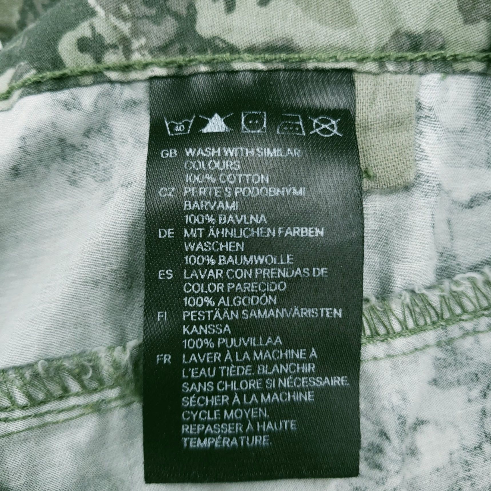 H&M H&M Shorts Womens 19 Green Chino Mid Rise Floral Flat Front Cotton Size 32" / US 10 / IT 46 - 5 Thumbnail