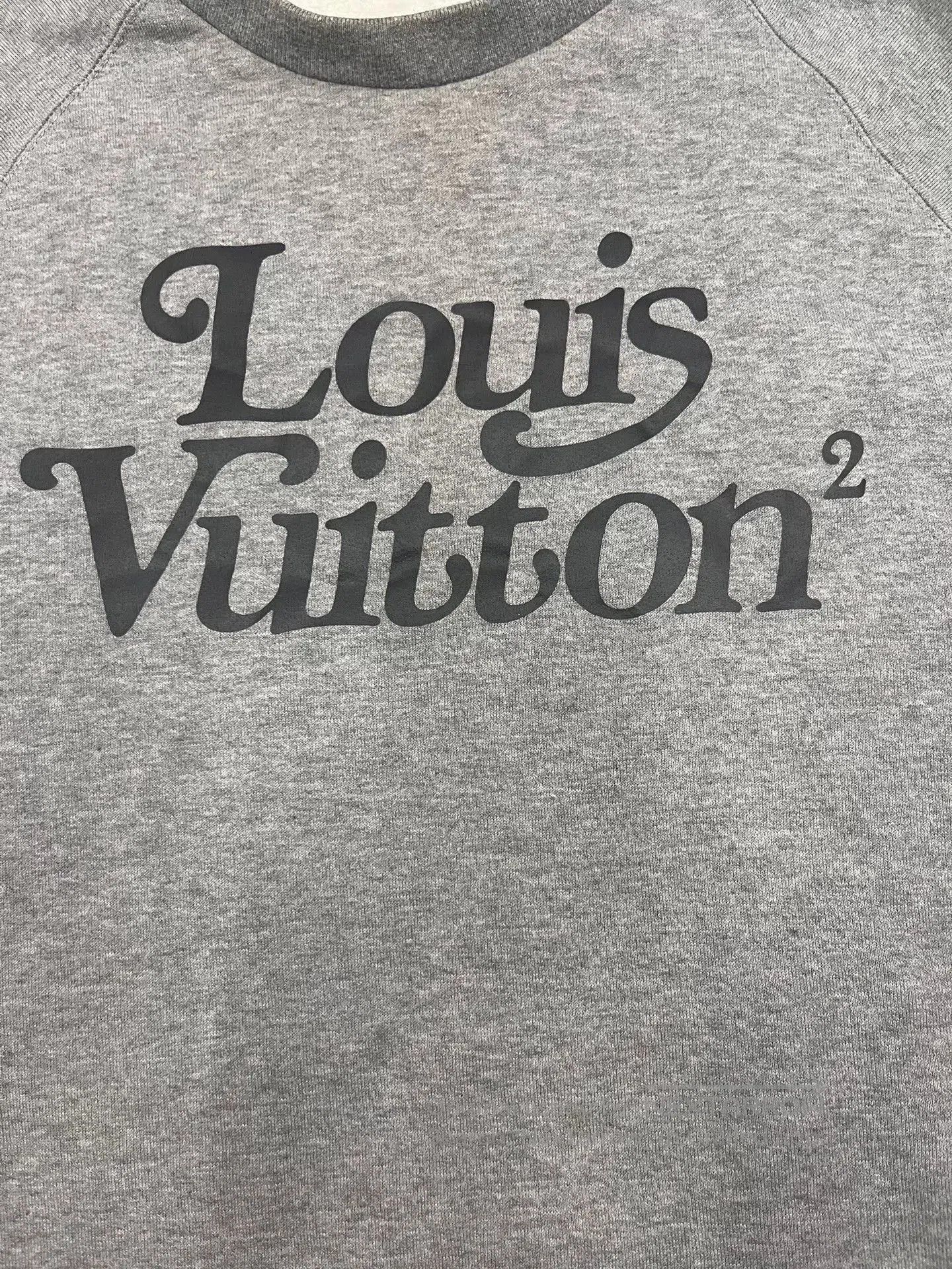 Louis Vuitton louis vuitton x nigo gray sweatshirt unisex. Size US L / EU 52-54 / 3 - 5 Thumbnail