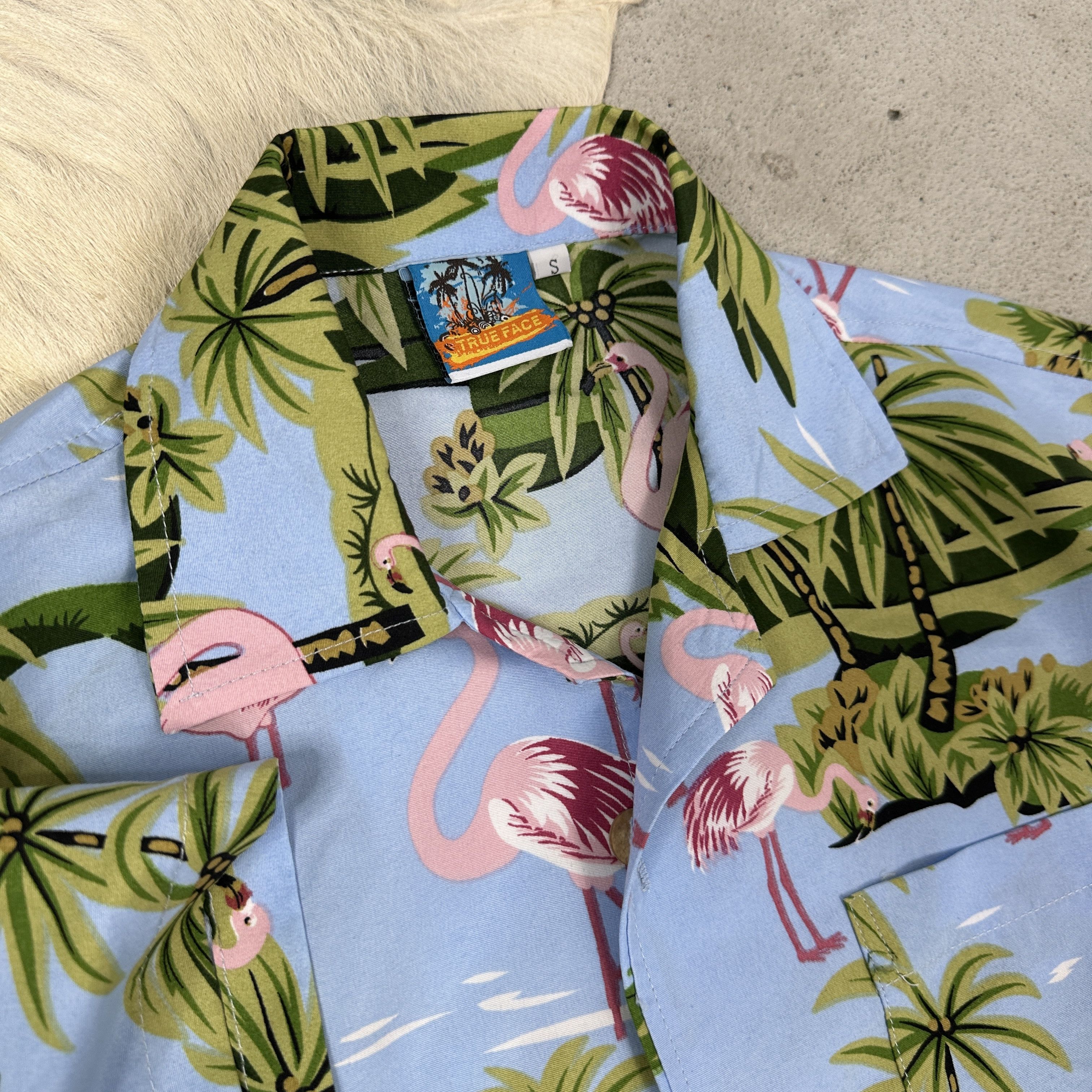 Vintage Vintage Streetwear Y2K Casual Summer Hawaiian Shirt Size US S / EU 44-46 / 1 - 3 Thumbnail