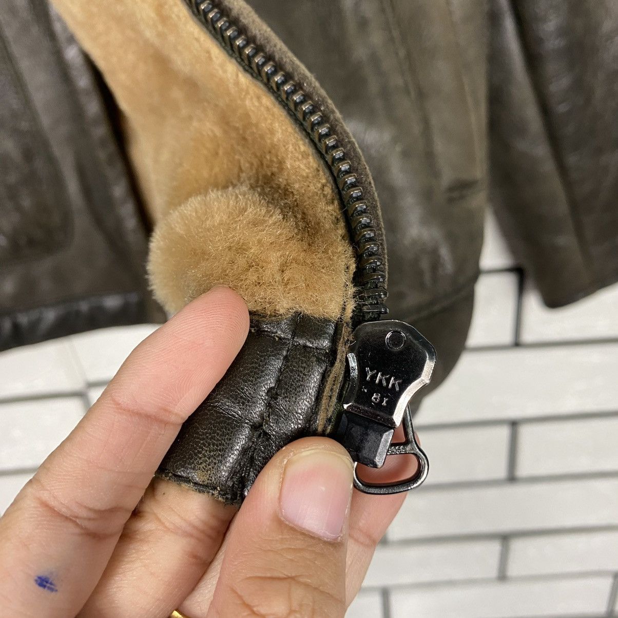 Hugo Boss 🔥VINTAGE LEATHER JACKET HUGO BOSS SHEARLING BLANKET Size US S / EU 44-46 / 1 - 19 Thumbnail