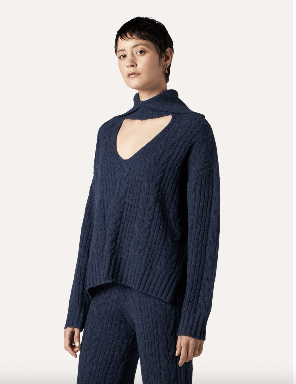 Ballantyne Ballantyne Cable Knit Navy Wool Sweater Women's Size M / US 6-8 / IT 42-44 - 1 Thumbnail