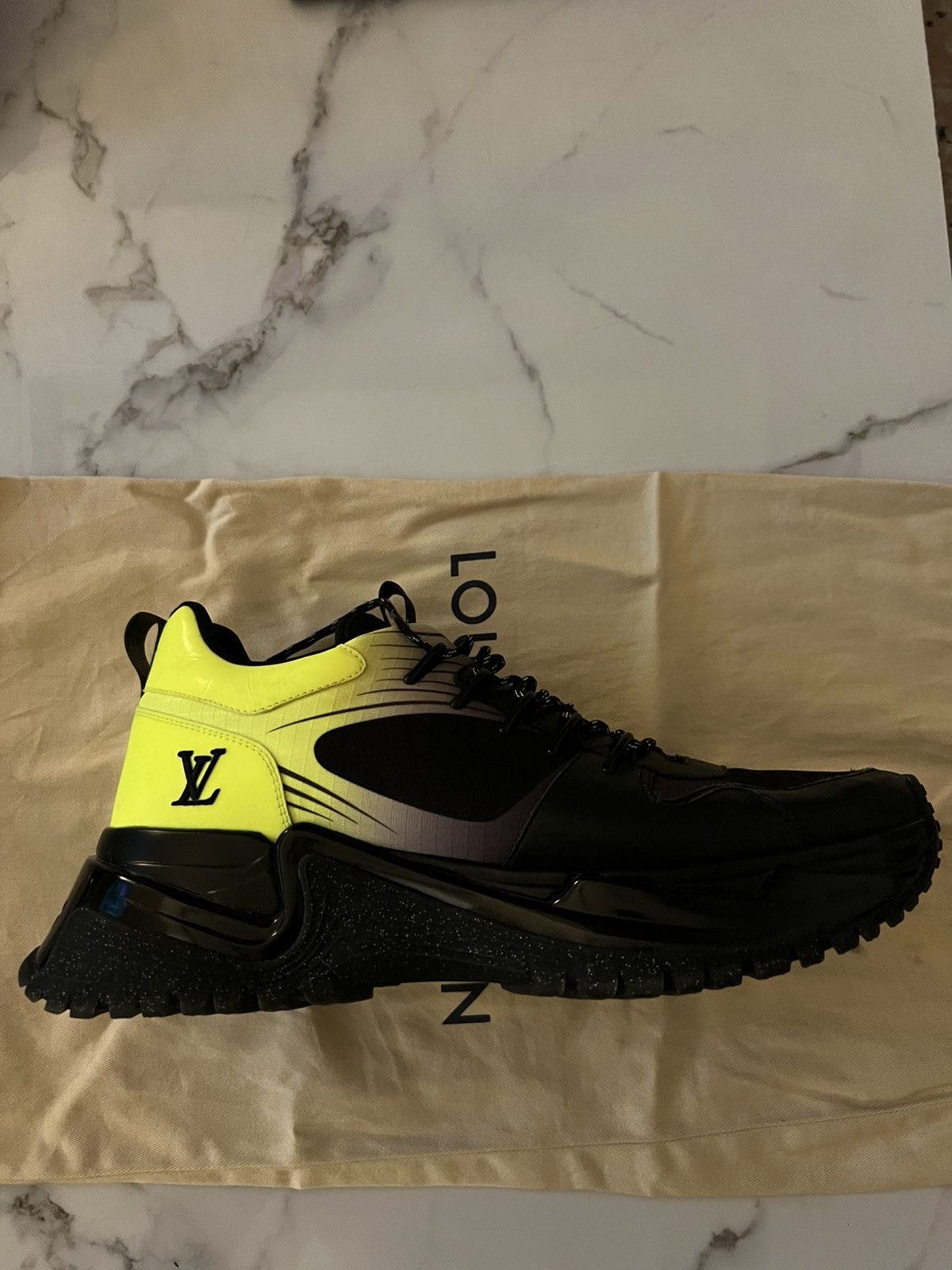 Louis Vuitton Snekars Louis Vuitton Size US 8.5 / EU 41-42 - 1 Thumbnail