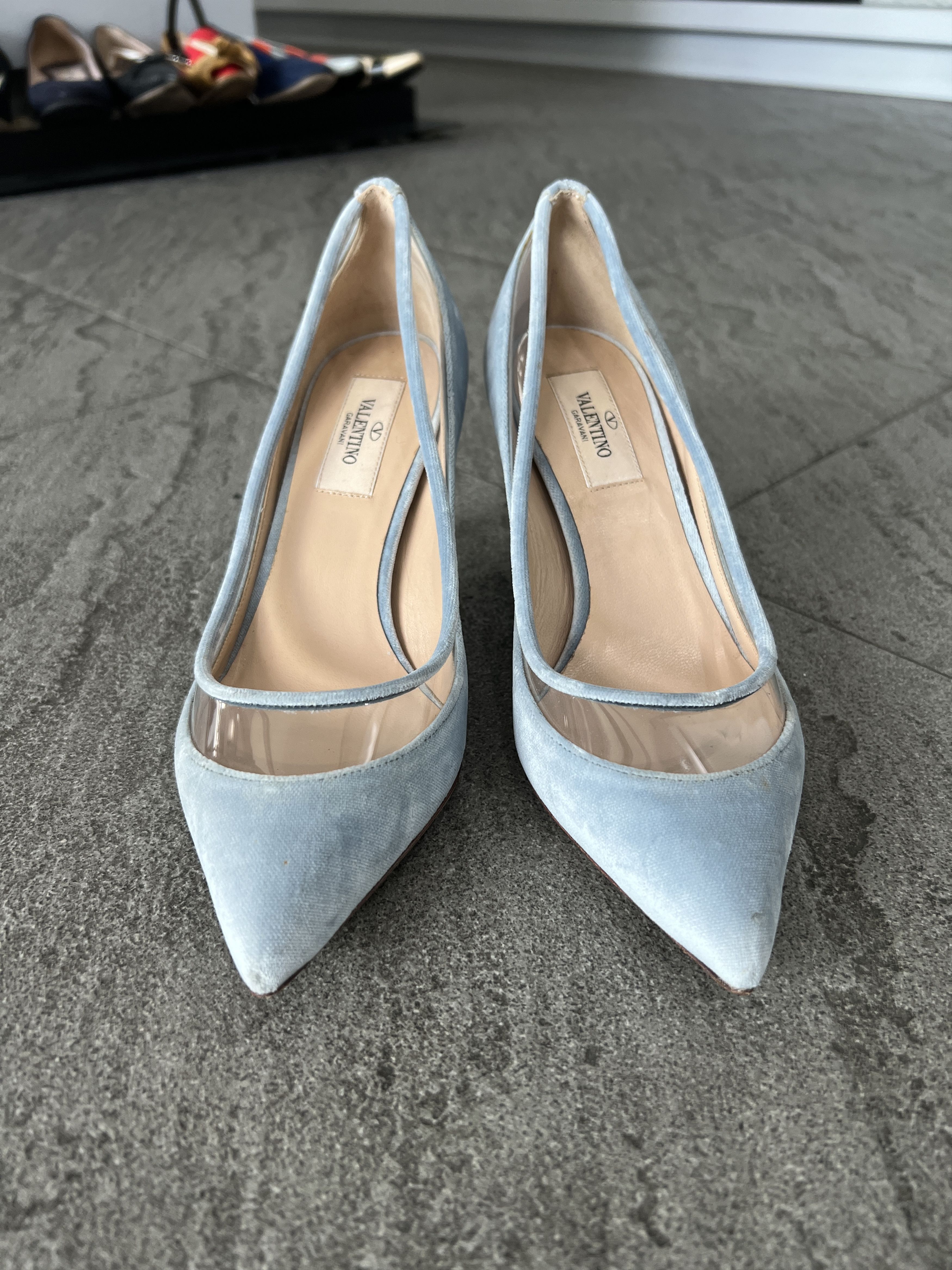 Valentino Valentino Garavani Plexi Suede Heels 36.5 Blue Size US 6.5 / IT 36.5 - 2 Thumbnail