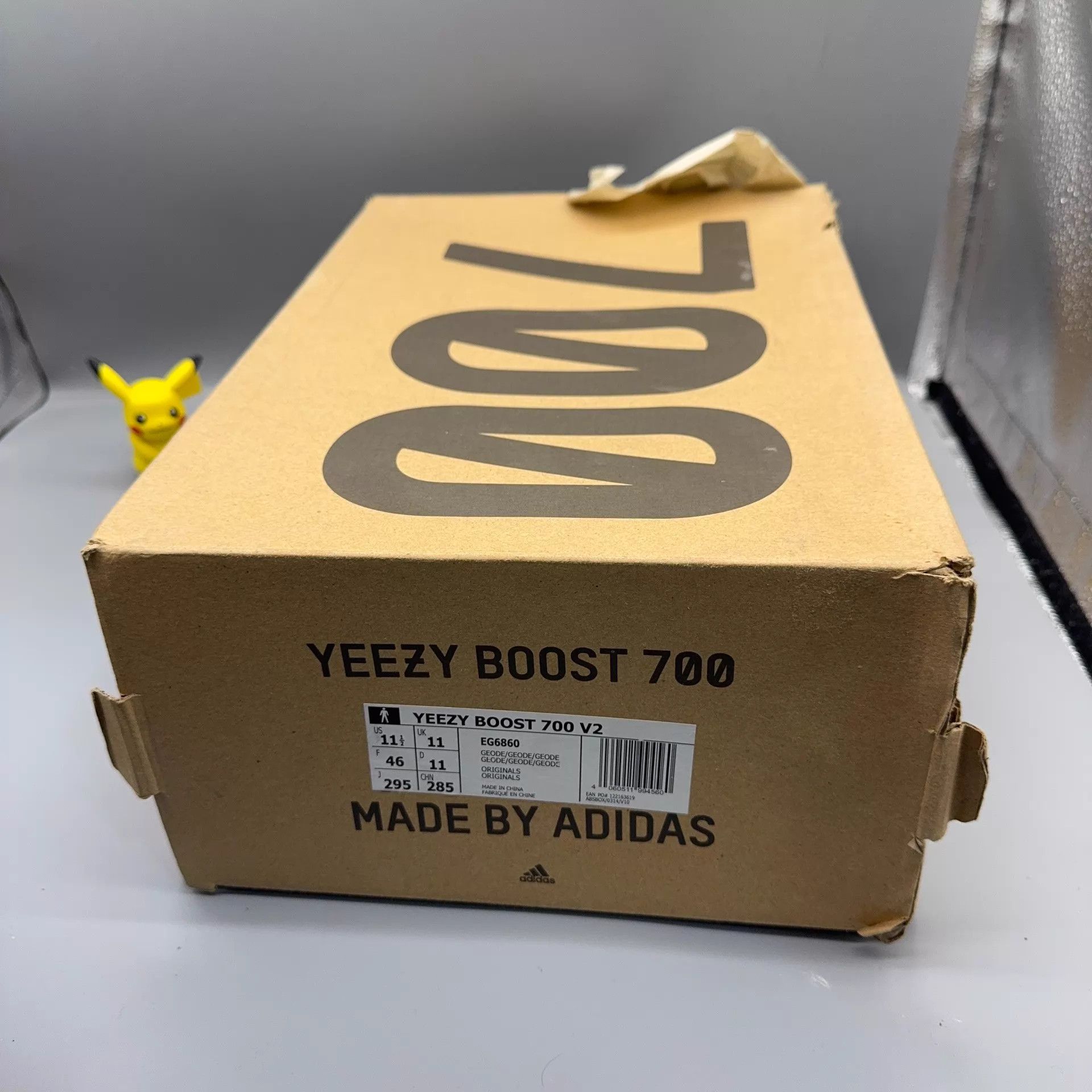 Adidas Adidas Yeezy 700 V2 Geode Treasure Gray EG6860 46 Size US 11.5 / EU 44-45 - 8 Thumbnail