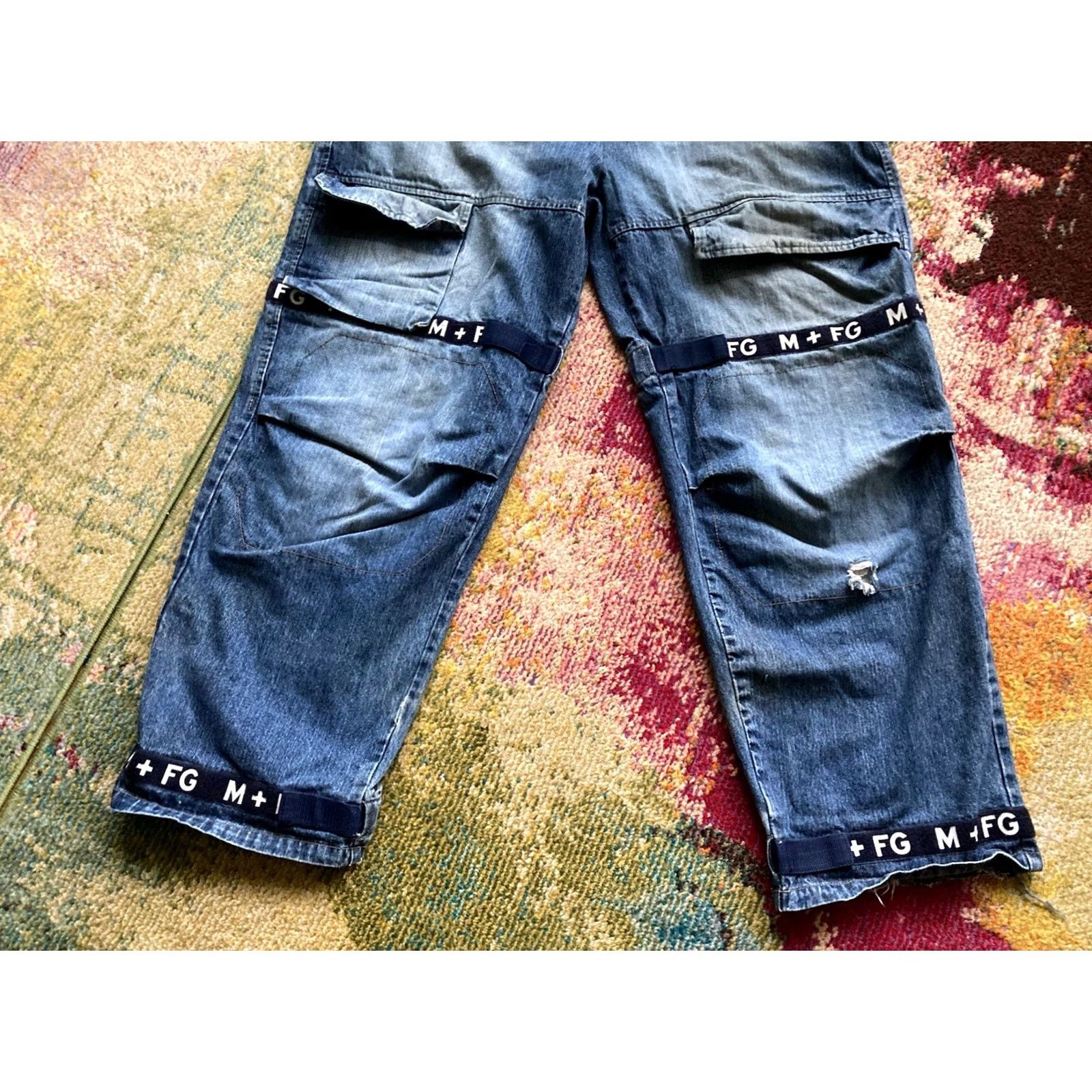 Vintage VINTAGE Girbaud Jeans Mens 42x33 Baggy Wide-Leg Denim Blue 90s Grunge Hip Hop Punk Cargo Pocket Zipper Button Fastening Navy/Blue Size US 42 / EU 58 - 3 Thumbnail