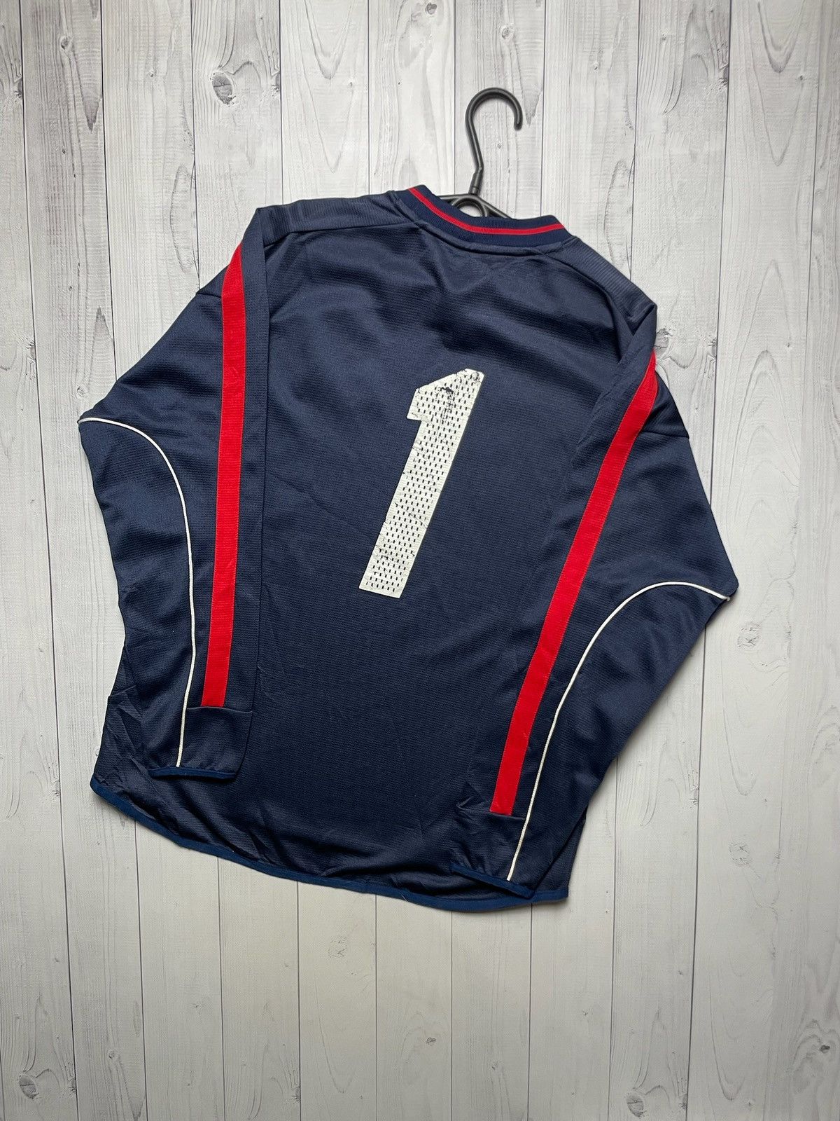 Umbro × Vintage Vintage Umbro Tottenham soccer jersey 1 Goalkeeper Spurs L Size US L / EU 52-54 / 3 - 2 Thumbnail