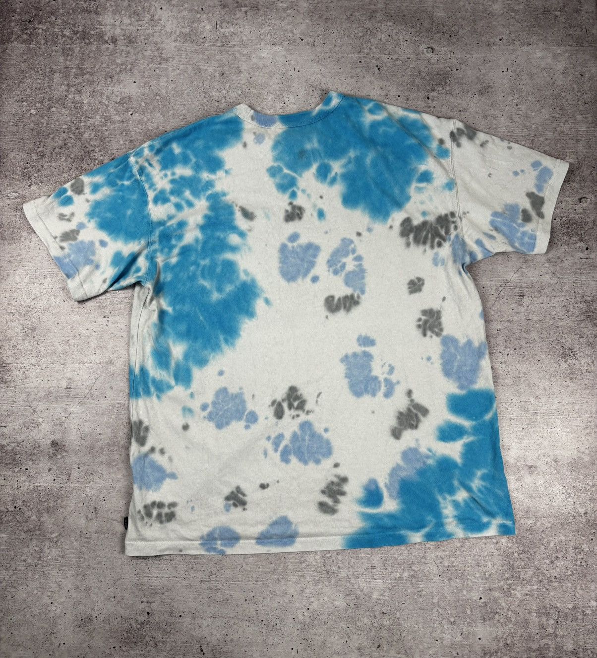 Nike Nike multicolor crazy t shirt size L Size US L / EU 52-54 / 3 - 6 Thumbnail