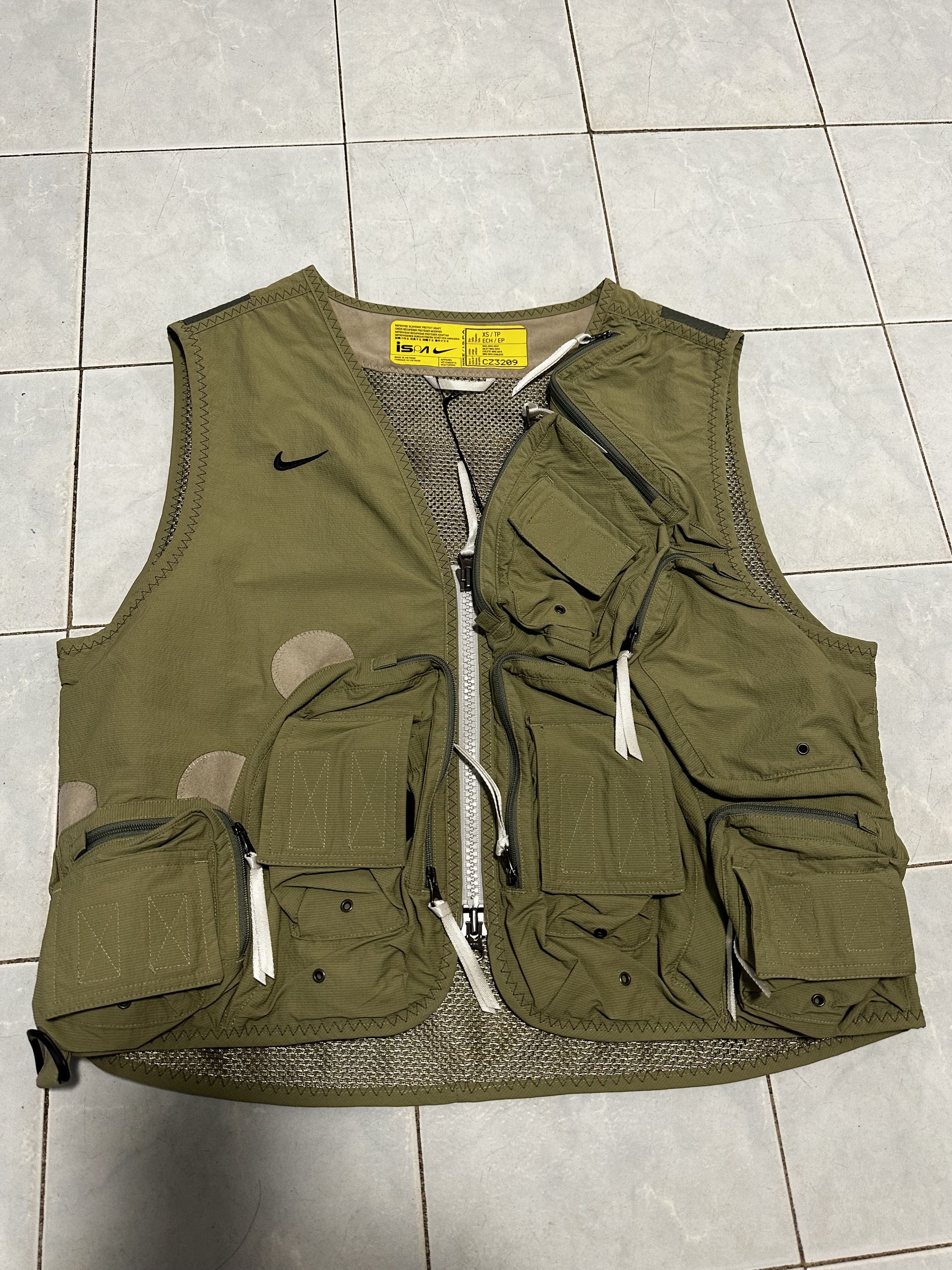 Nike Nike ISPA Utility Vest Size US XS / EU 42 / 0 - 6 Thumbnail