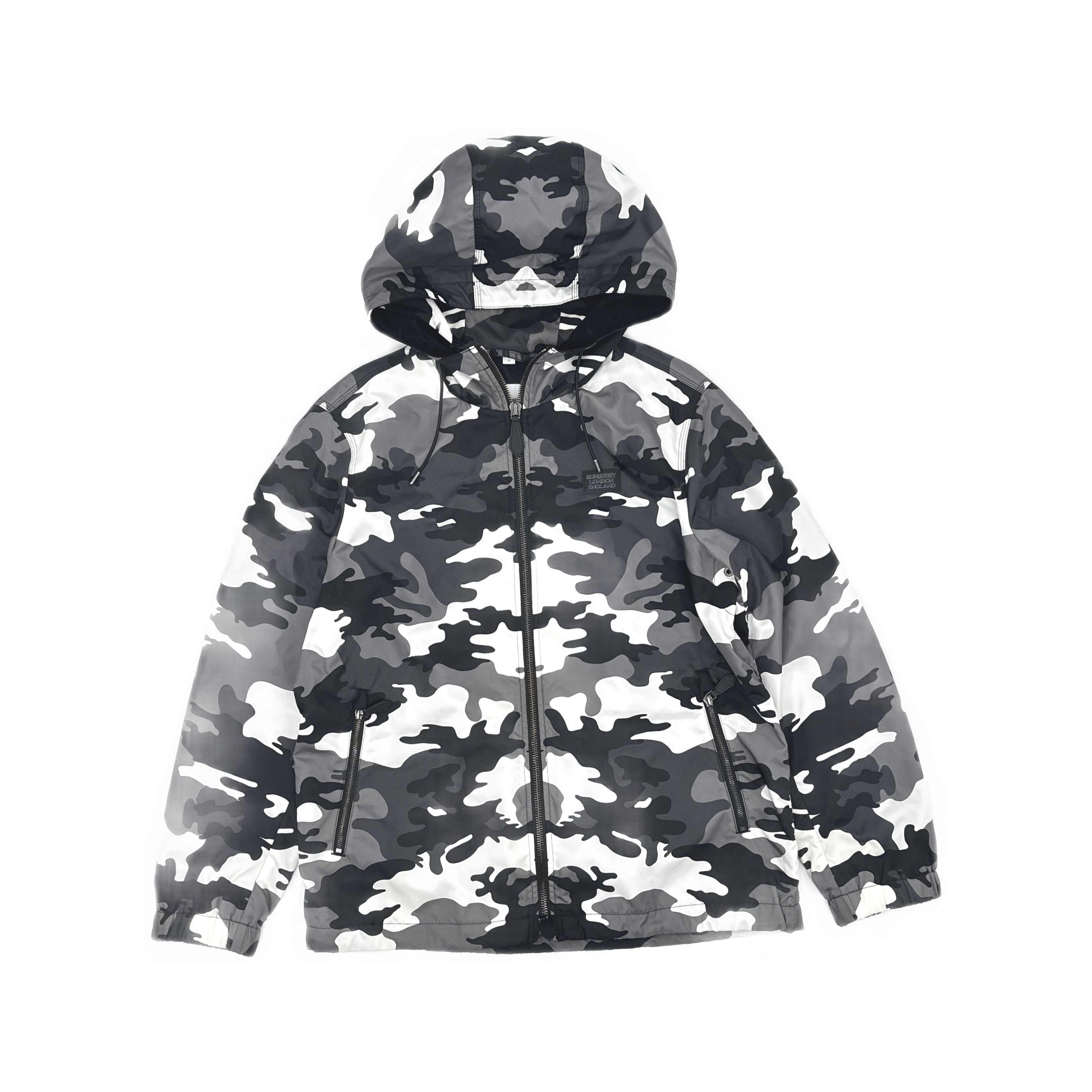 Burberry Burberry Camo Logo Zip Hoodie Jacket Size L Size US L / EU 52-54 / 3 - 1 Thumbnail