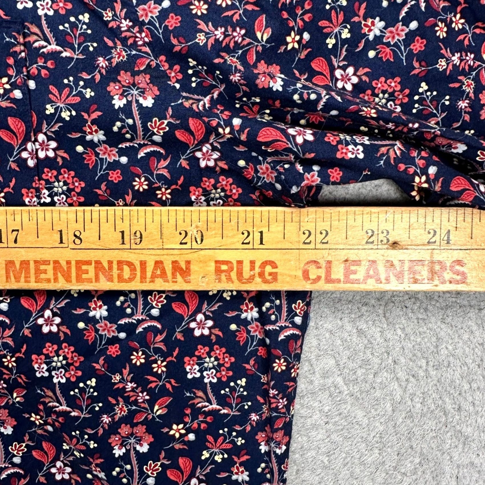 Express Express Button-Up Shirt Mens Medium Navy Blue Red Floral Short Sleeve NEW Size US M / EU 48-50 / 2 - 7 Thumbnail