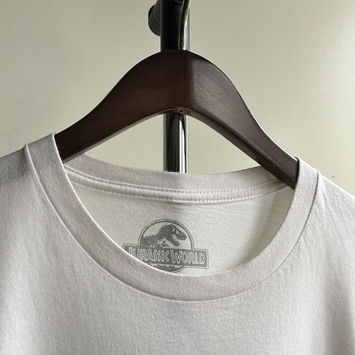 Universal Studios × Vintage Jurassic World Universal Studios VelociCoaster Raptors Tee Size US XL / EU 56 / 4 - 5 Thumbnail