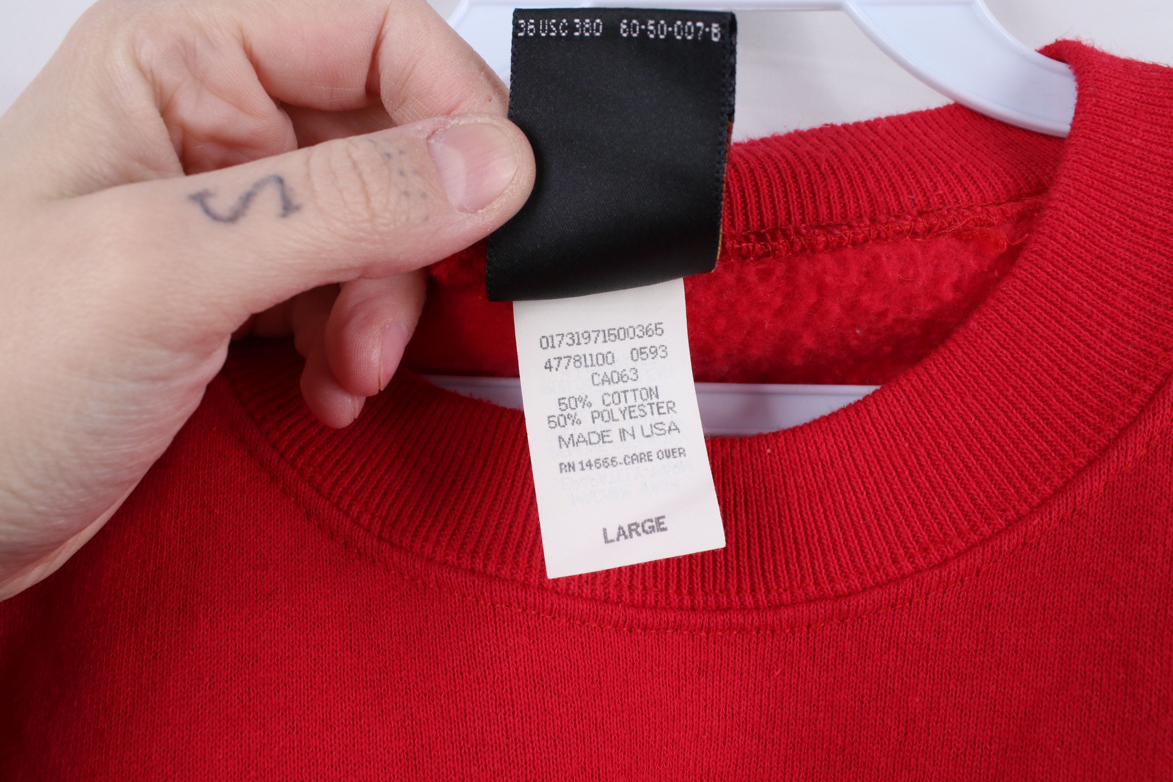 Vintage Vintage 90s USA Olympics Spell Crewneck Sweatshirt Red USA Size US L / EU 52-54 / 3 - 7 Thumbnail