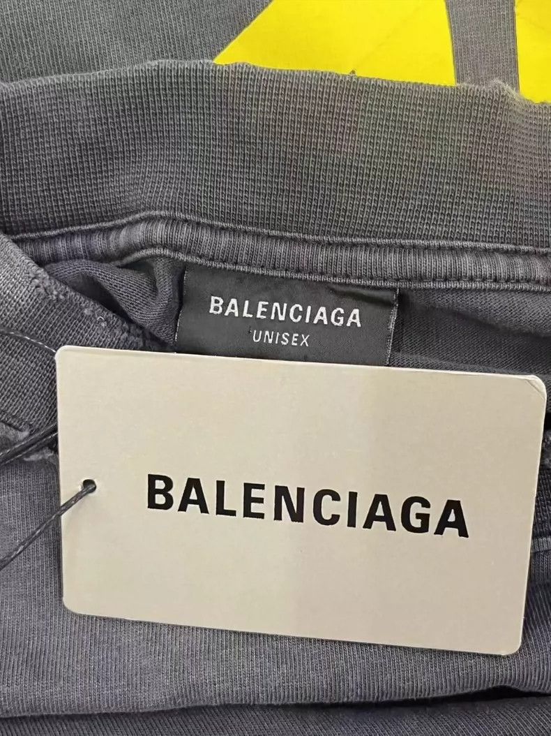 Balenciaga Balenciaga Tape Letter Logo Printed Crew Neck Long Sleeve Size S / US 4 / IT 40 - 4 Thumbnail