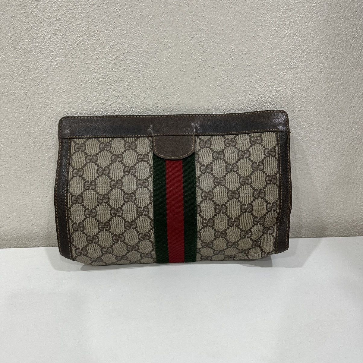 Gucci ‼️YES‼️VINTAGE GUCCI GG SUPREME SHERRY LINE MONOGRAM CLUCTHBAG Size ONE SIZE - 3 Thumbnail