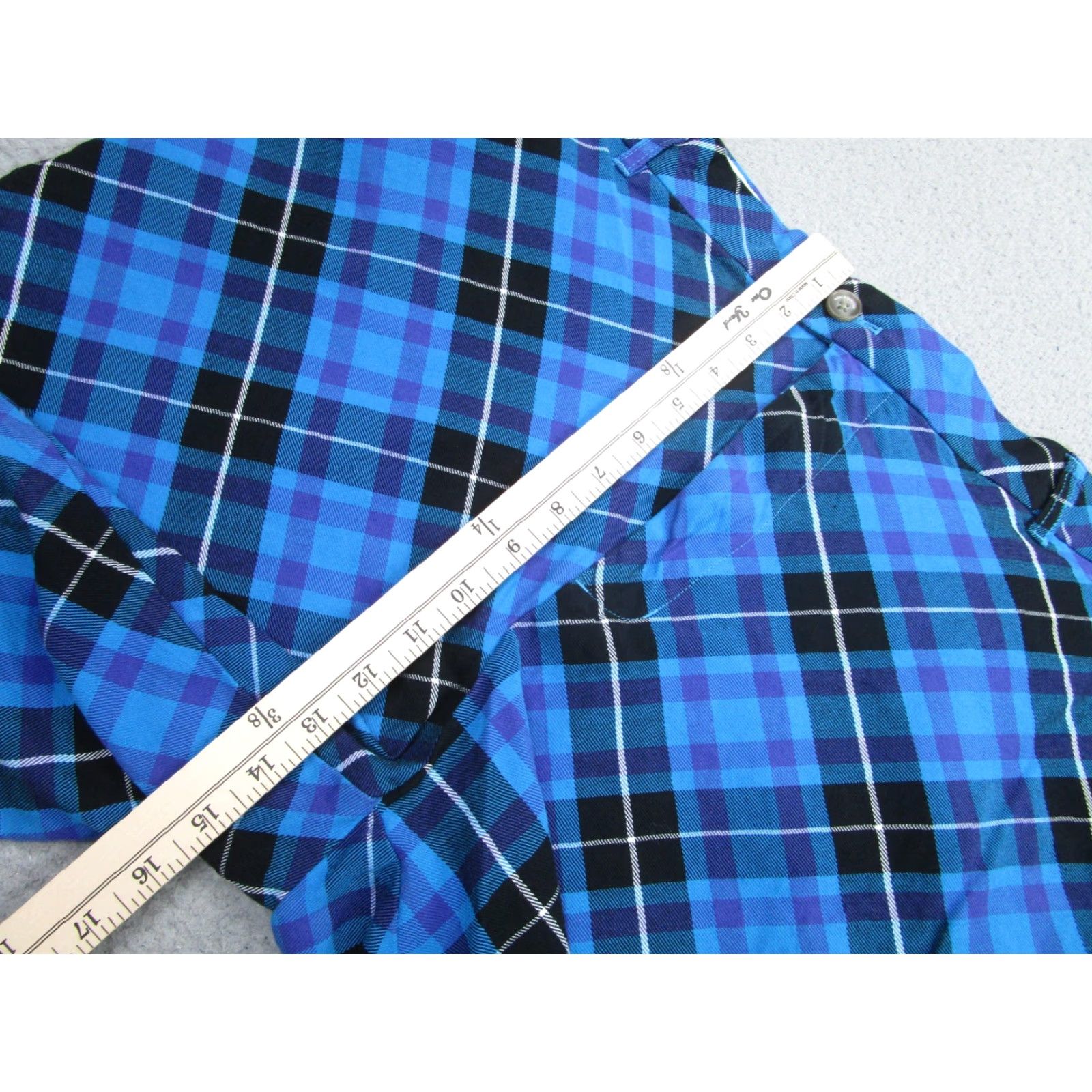 Vintage Royal & Awesome Shorts Mens 42 Blue Black Plaid Golf Stretch Chino Zip Fly Regular Cotton Spandex Pockets Breathable Activewear Casual Mens Size US 42 / EU 58 - 5 Thumbnail