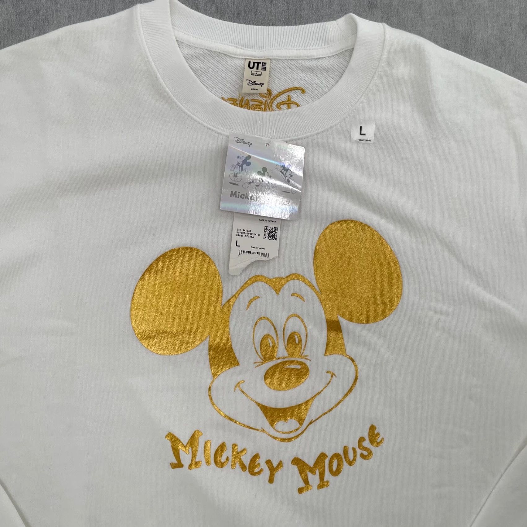 Uniqlo VINTAGE Uniqlo Disney Mickey Mouse Sweater Crew Neck Adult Large White Gold Knit Cotton Unisex Casual Size US L / EU 52-54 / 3 - 3 Thumbnail