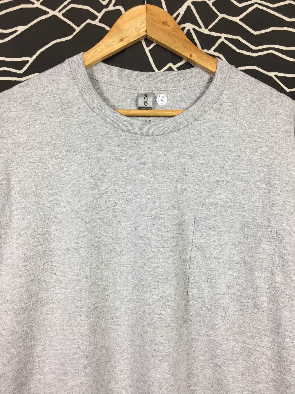 Gildan × Vintage Gildan Plain Casual Essential Pocket Longsleeve Tee Size US XL / EU 56 / 4 - 3 Thumbnail