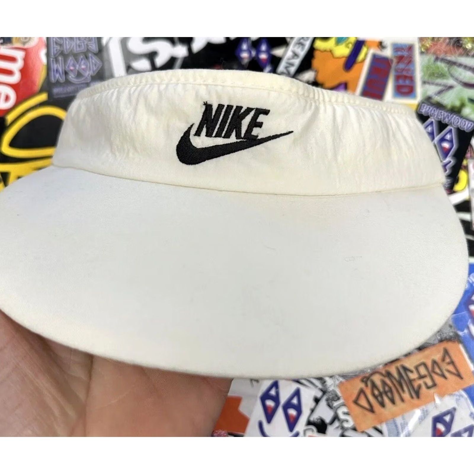 Nike VINTAGE Nike Swoosh Visor Half Hat White Adjustable Golf Embroidered Men Adults 90s Golf Sports Visor Accessories Size ONE SIZE - 2 Thumbnail