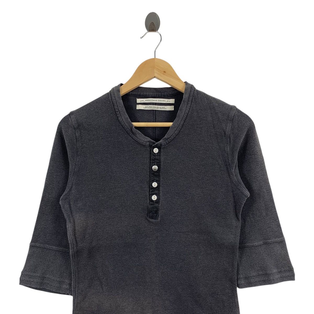Japanese Brand HERITAGE STONE Wash Buttons Plain Japanese Brand Tshirt Size US L / EU 52-54 / 3 - 2 Thumbnail