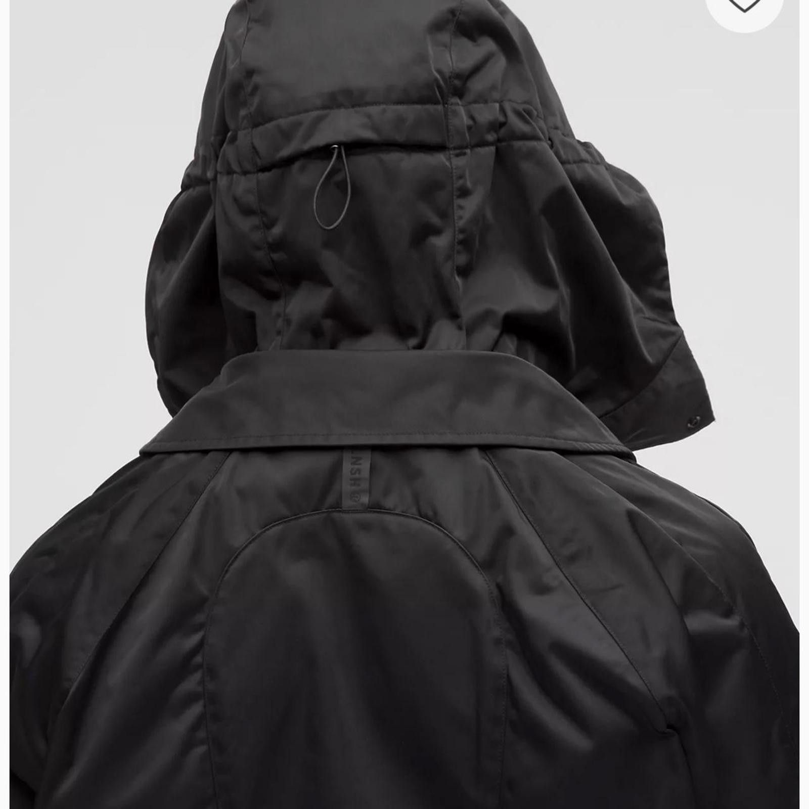 Lululemon Water resistant Size US XS / EU 42 / 0 - 8 Thumbnail