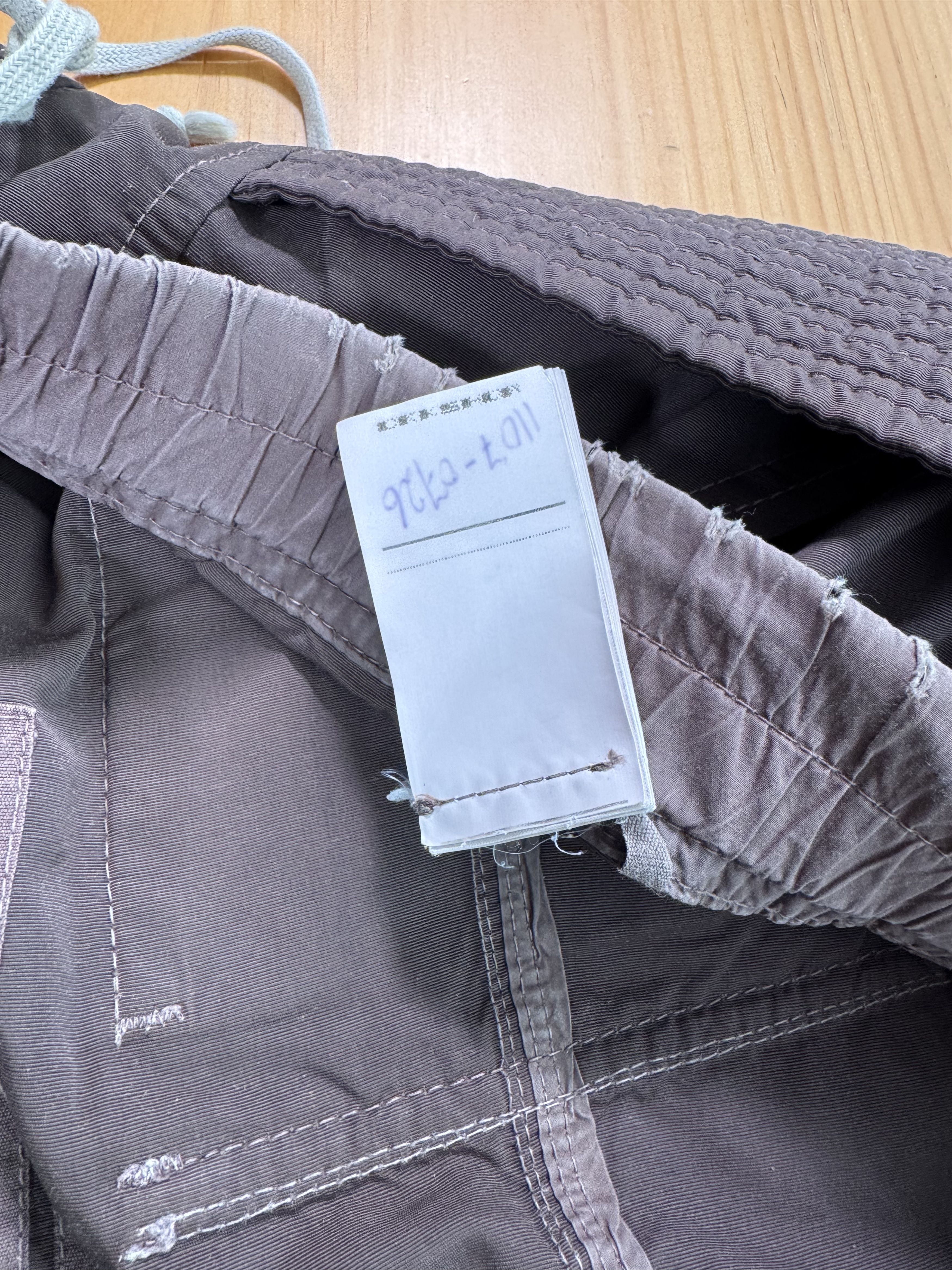 Rick Owens Rick Owens RARE COLOR Blood Creatch Cargo Shorts Size US 34 / EU 50 - 12 Thumbnail