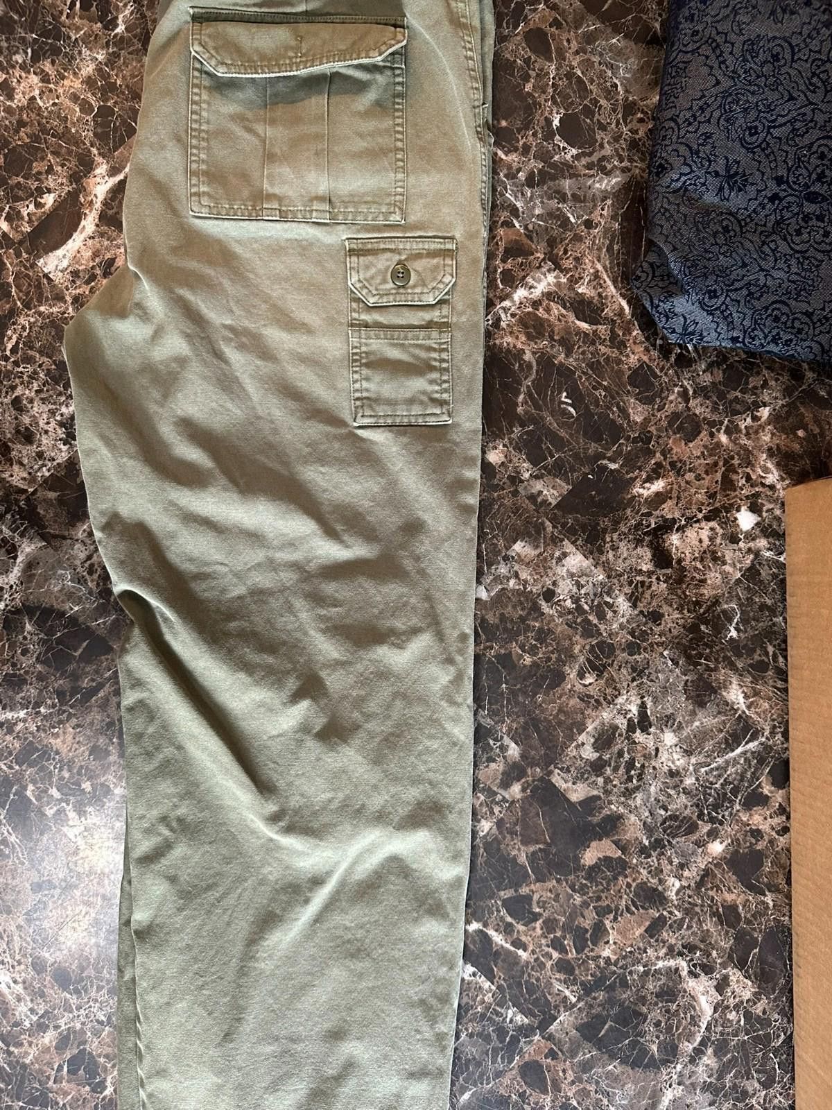Cabelas Cabela’s Classic Fit pants, size 36x34, in olive green Size US 36 / EU 52 - 7 Thumbnail