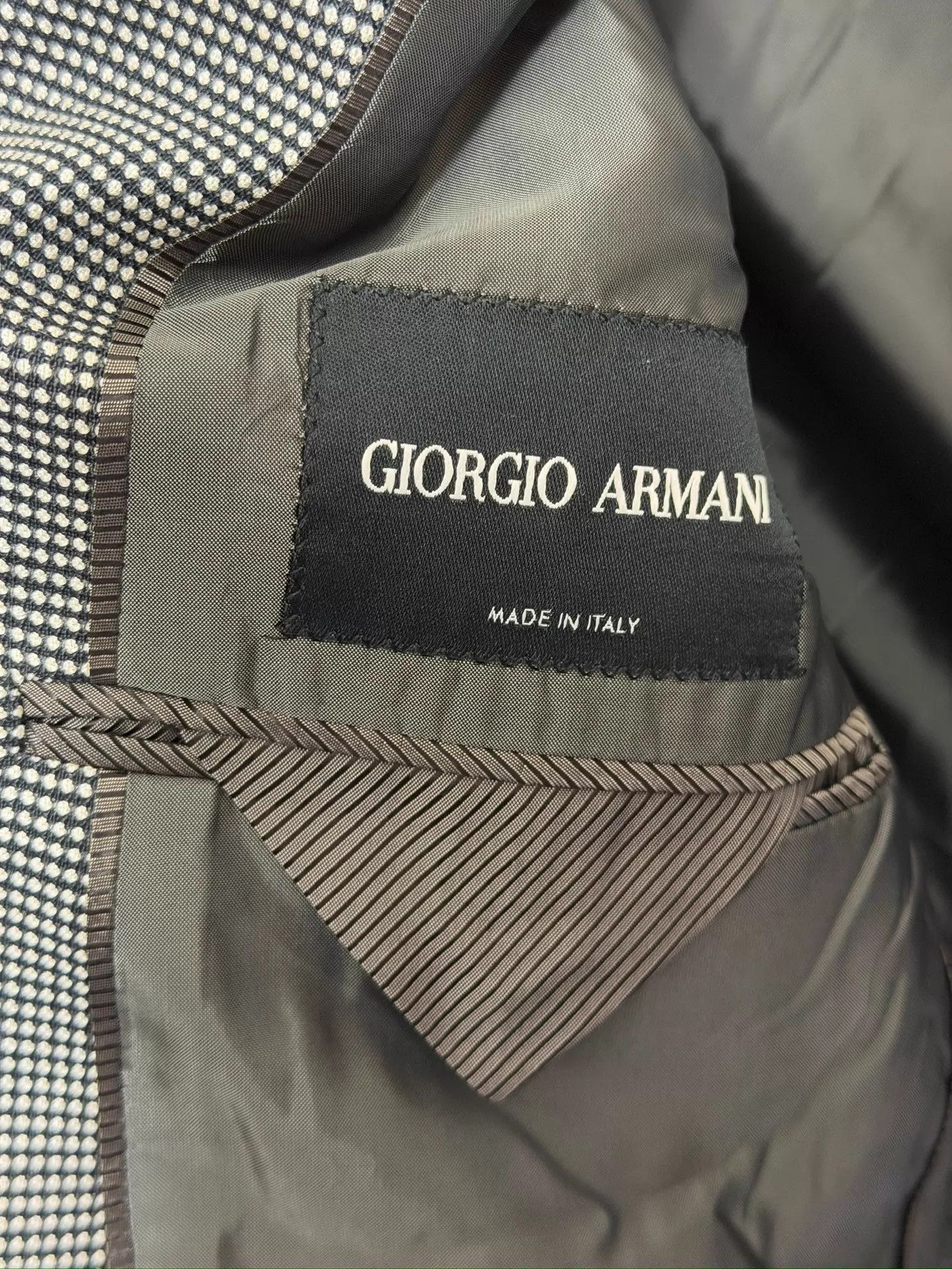 Giorgio Armani Giorgio Armani Slim Gray Microdot Wool-Silk Suit 50/52 Size 52R - 7 Thumbnail