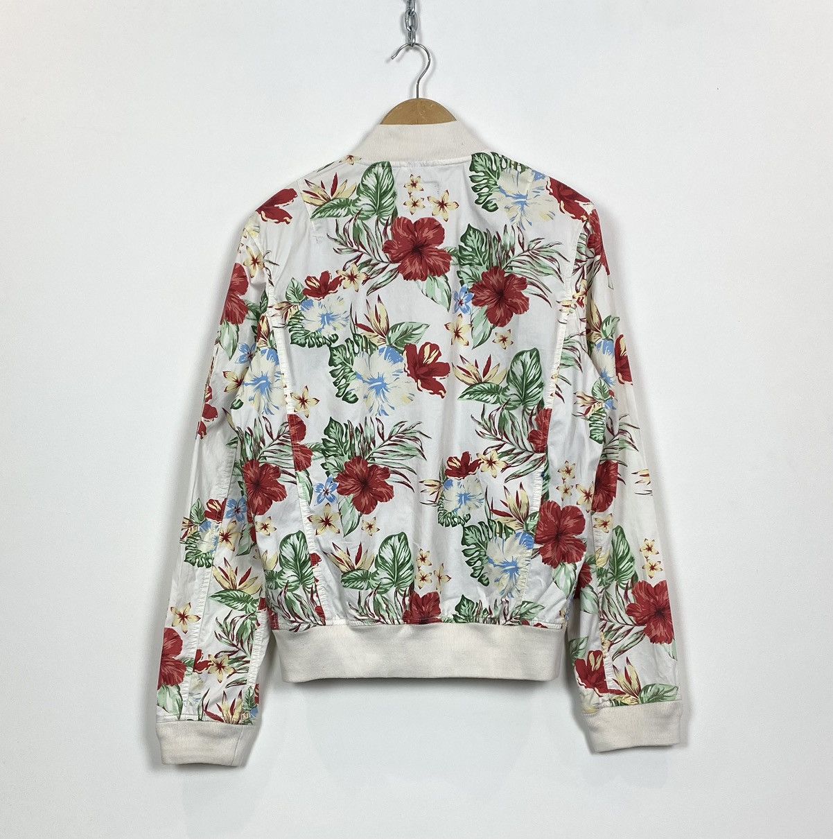 Schott Schott Floral Full Zip Bomber Jacket Size L White USA Flower Size M / US 6-8 / IT 42-44 - 15 Thumbnail