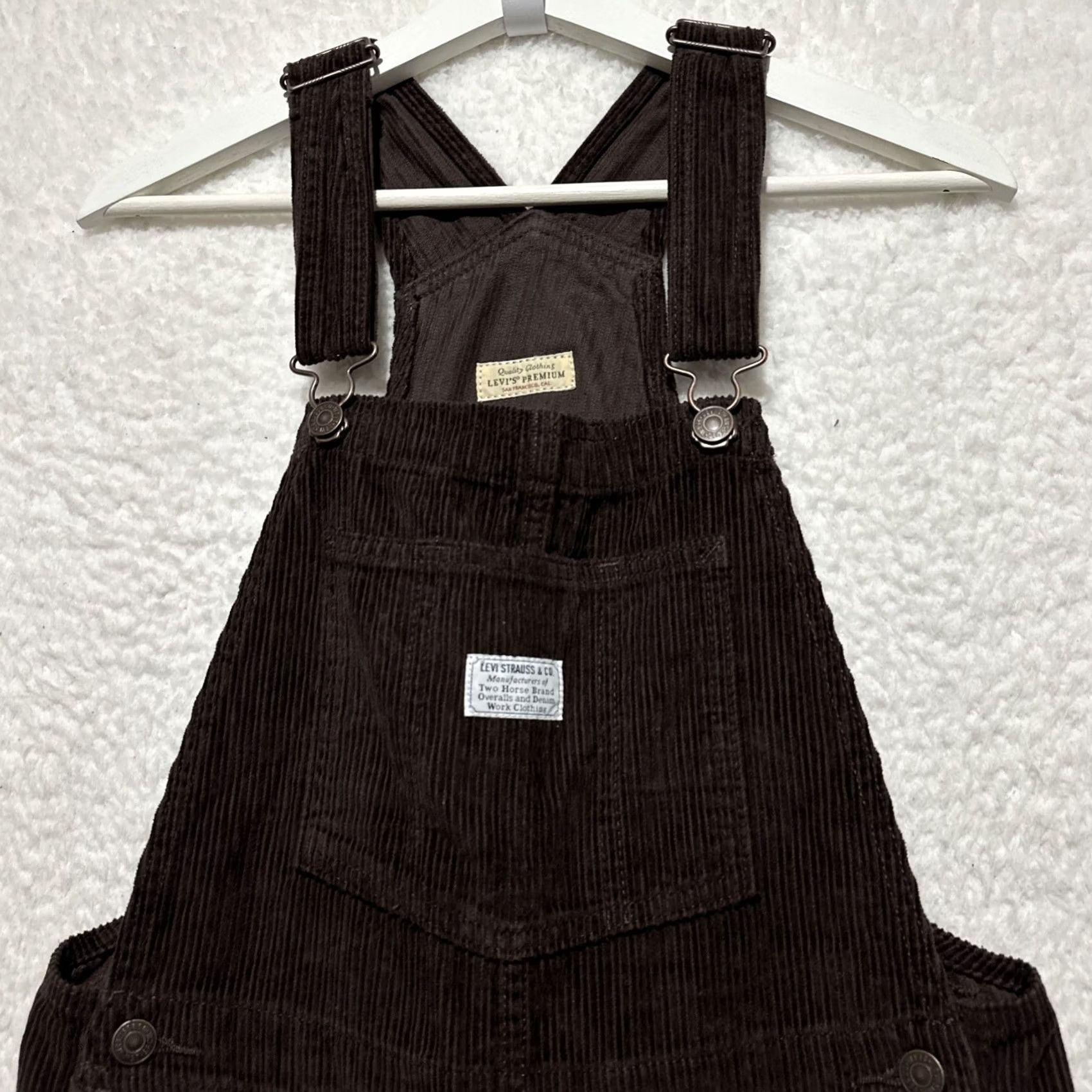 Levi's Levi's Premium Baggy Corduroy Women's Overalls XS Brown Red Tab Irregular Overall One-Piece Wide-Leg Category: Overalls Size 26" / US 2 / IT 38 - 3 Thumbnail