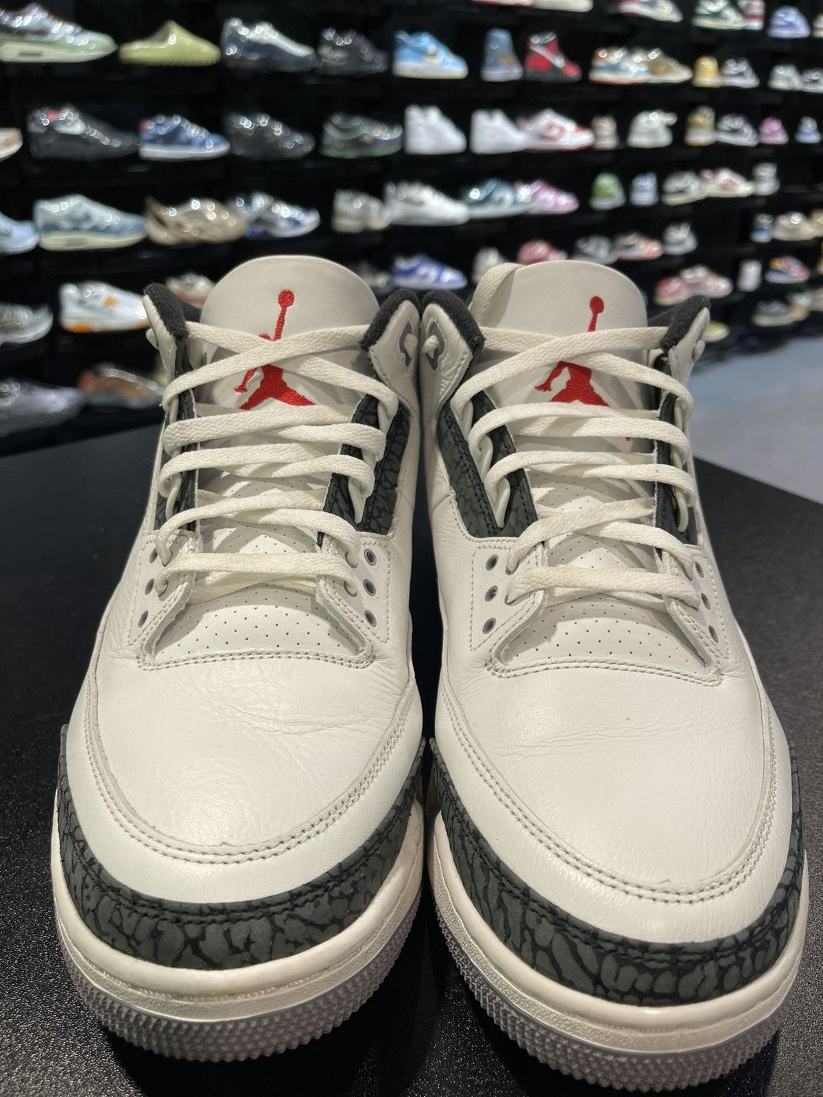 Jordan Brand Size 13 - Jordan 3 Retro Cement Grey Size US 13 / EU 46 - 2 Thumbnail