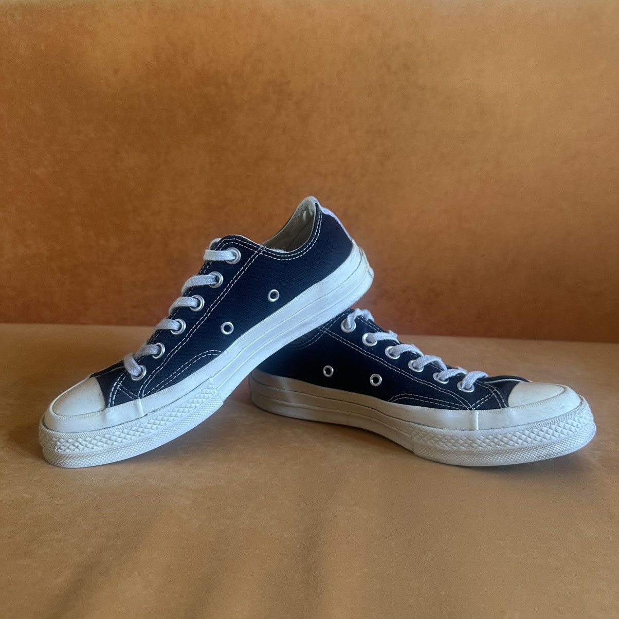 CDG by Comme des Garcons Play Comme des garçons women’s low top sneakers convers Size US 7.5 / IT 37.5 - 8 Thumbnail