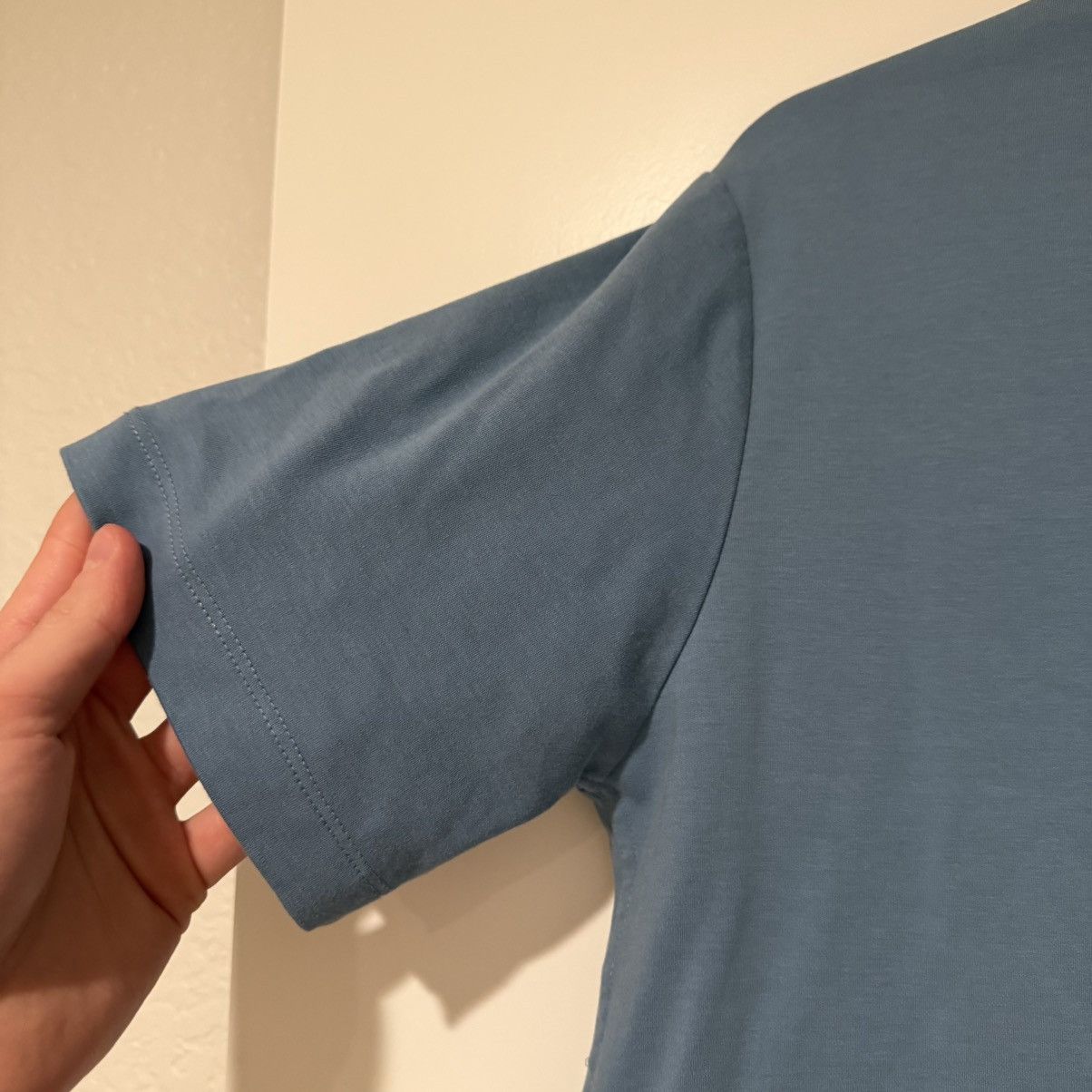 Hermes Hermès Men’s "Quarterb'H" Sky Blue Crewneck T-shirt Small Size US S / EU 44-46 / 1 - 13 Thumbnail