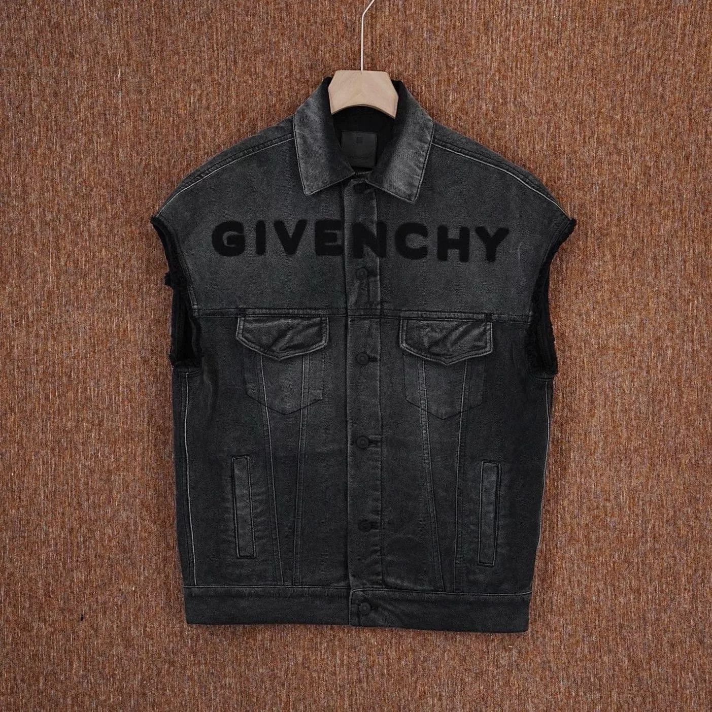 Givenchy Givenchy 23SS Denim Sleeveless Vest Size XXS / US 00 / IT 34 - 1 Thumbnail